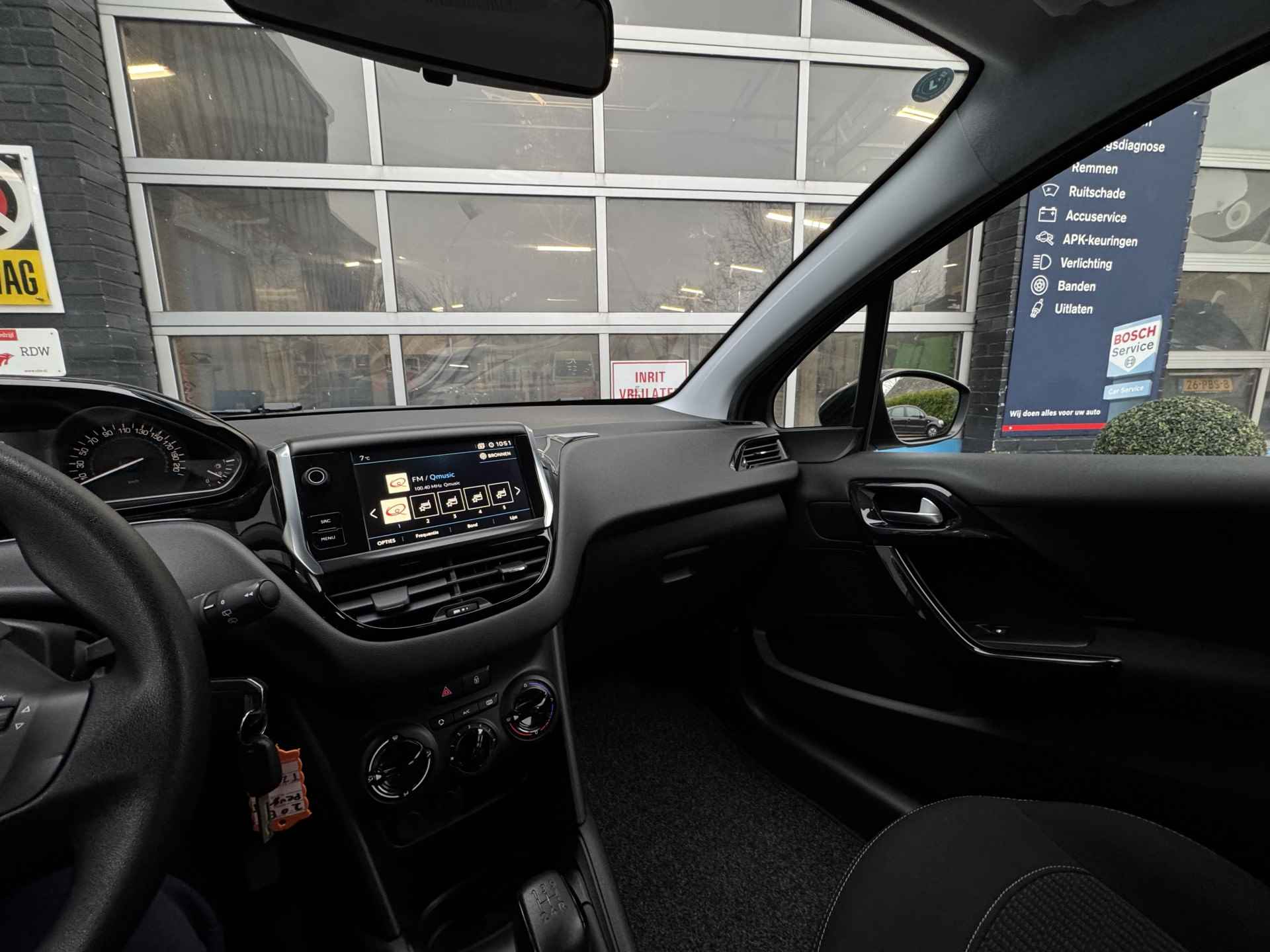 Peugeot 208 1.2 PureTech Active | Nieuwe Distributieriem | Apple Carplay | Rijklaar + 12 Maand BOVAG Garantie - 22/48