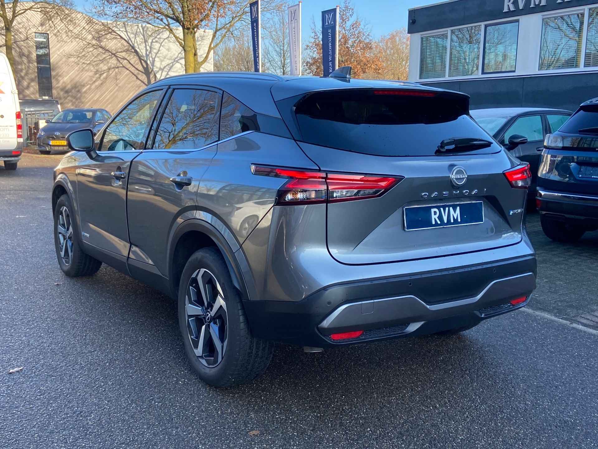 Nissan Qashqai 1.5 e-Power N-Connecta VAN: 33.900,- VOOR: 30.877,- EINDEJAARSVOORDEEL: 3.023,- | PANO | 360 CAMERA | RIJKLAARPRIJS - 6/33