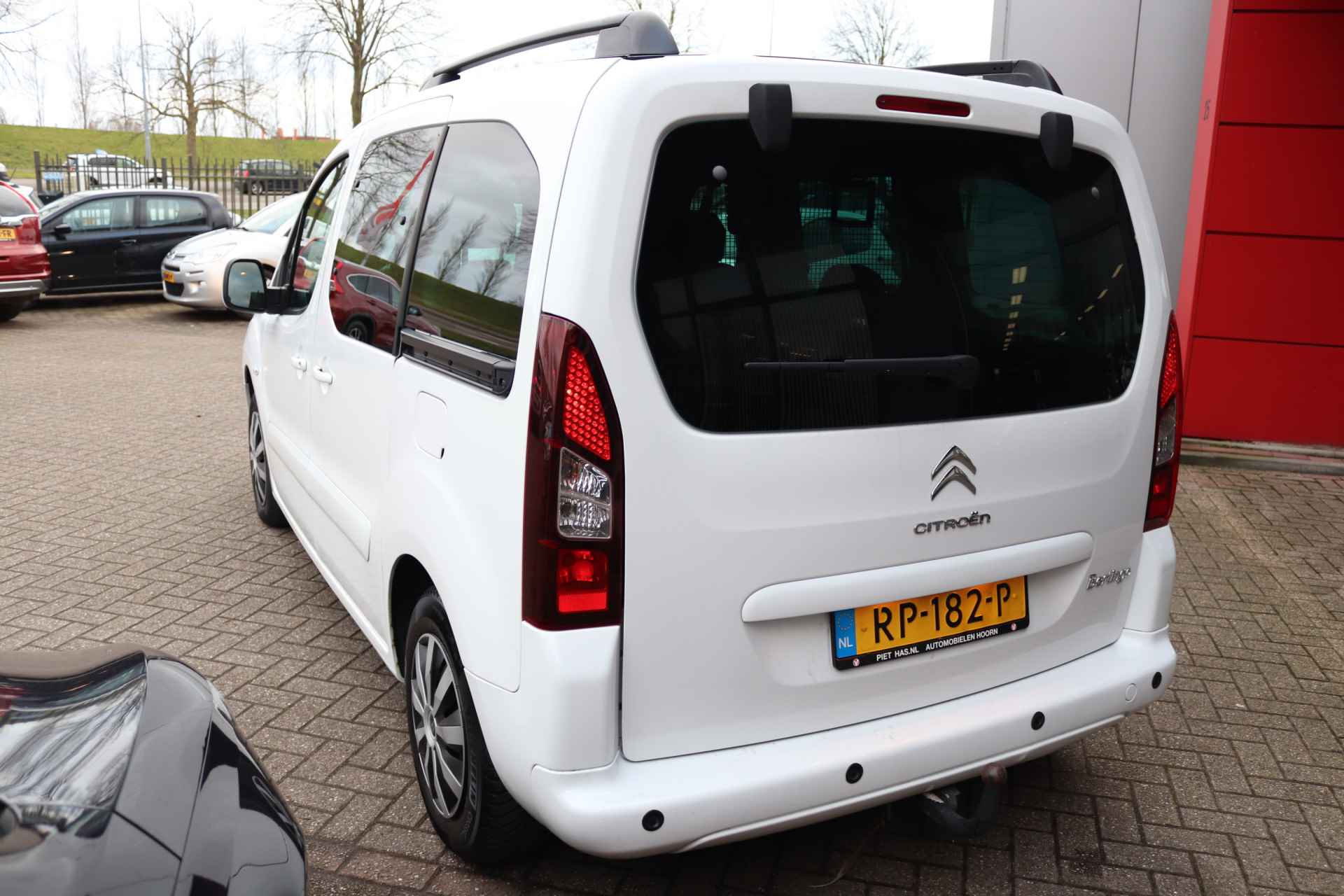 Citroën Berlingo 1.2 PureTech XTR | Airco | Zeer ruim | Trekhaak | Inc. BOVAG-garantie - 7/27