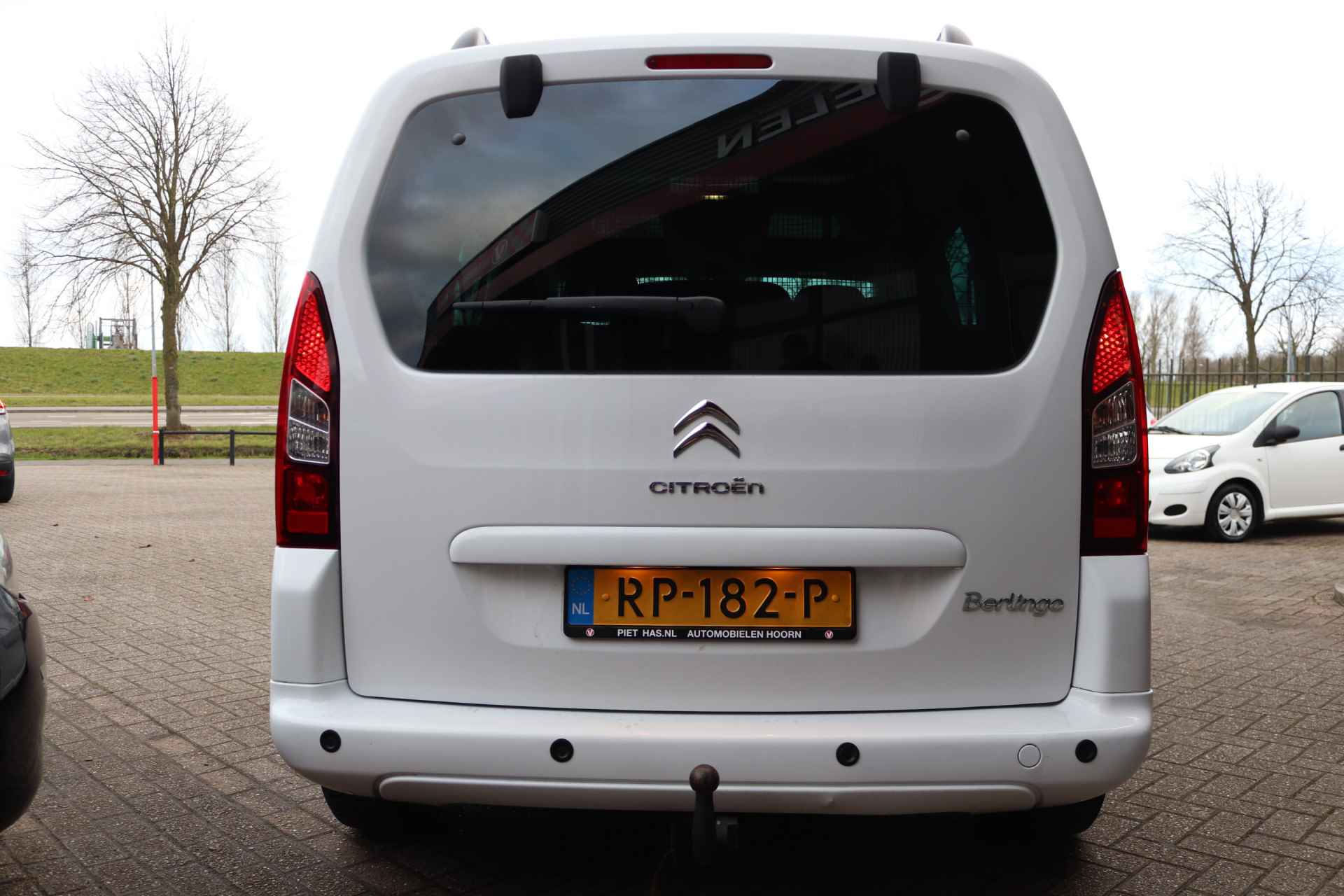 Citroën Berlingo 1.2 PureTech XTR | Airco | Zeer ruim | Trekhaak | Inc. BOVAG-garantie - 8/27