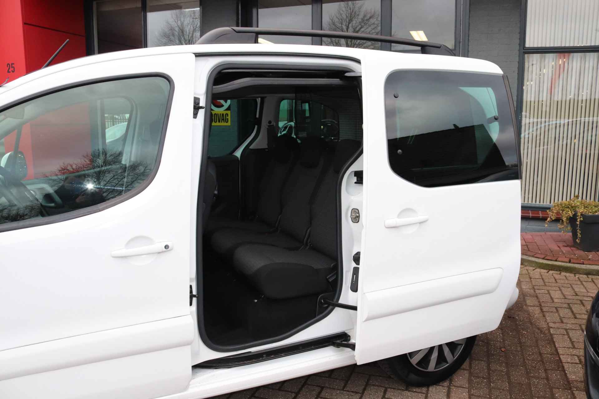 Citroën Berlingo 1.2 PureTech XTR | Airco | Zeer ruim | Trekhaak | Inc. BOVAG-garantie - 11/27