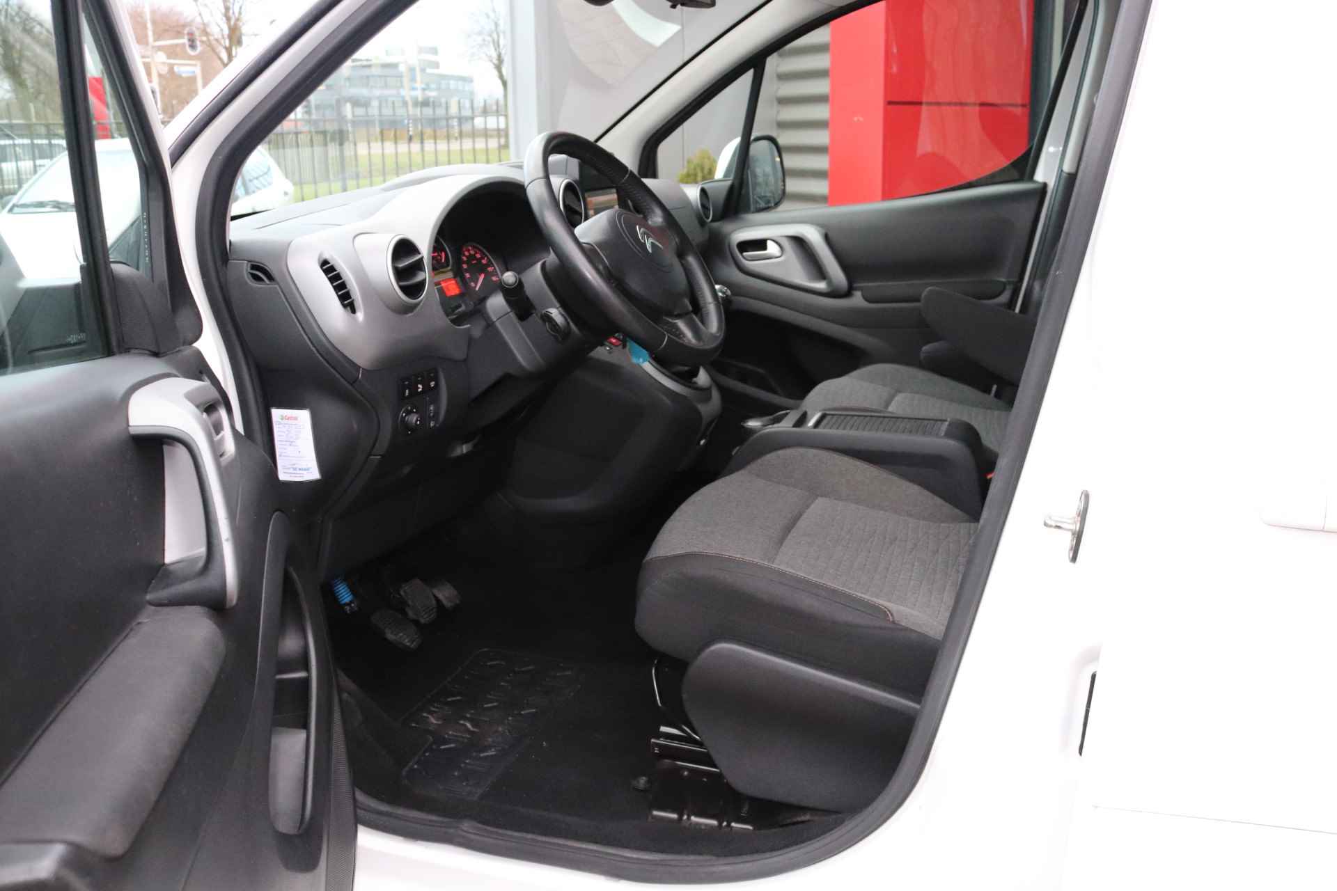 Citroën Berlingo 1.2 PureTech XTR | Airco | Zeer ruim | Trekhaak | Inc. BOVAG-garantie - 16/27