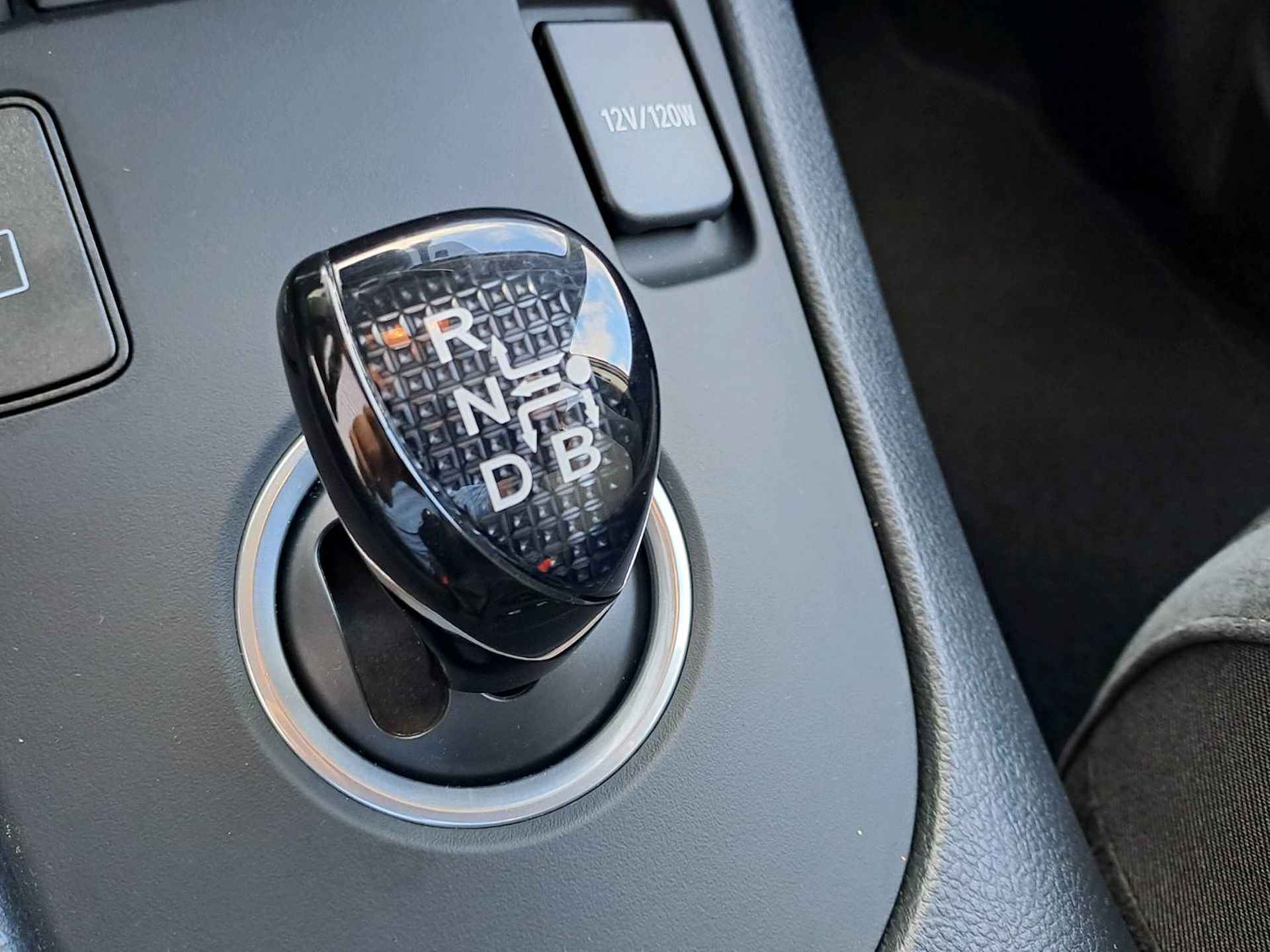 Toyota Auris Touring Sports 1.8 Hybrid Dynamic Automaat | Navi | Camera - 20/36