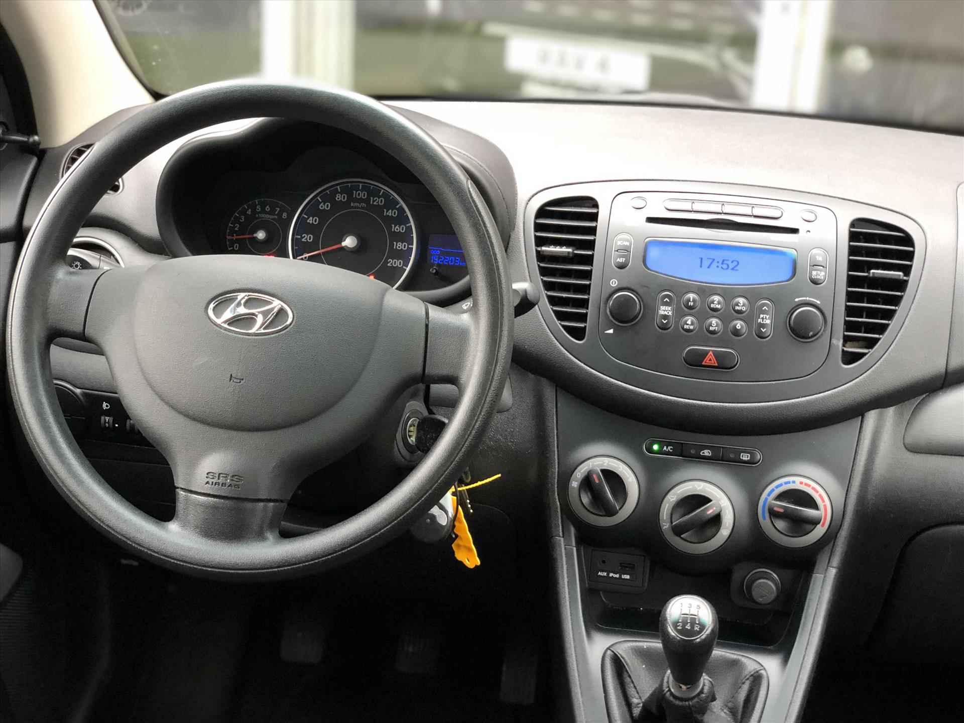 Hyundai I 10 1.1i 66pk i-Drive Cool | 2e eigenaar, Nieuwe distributieriem, Airconditioning, Elektrische ramen, Centrale deurvergrendeling - 15/26