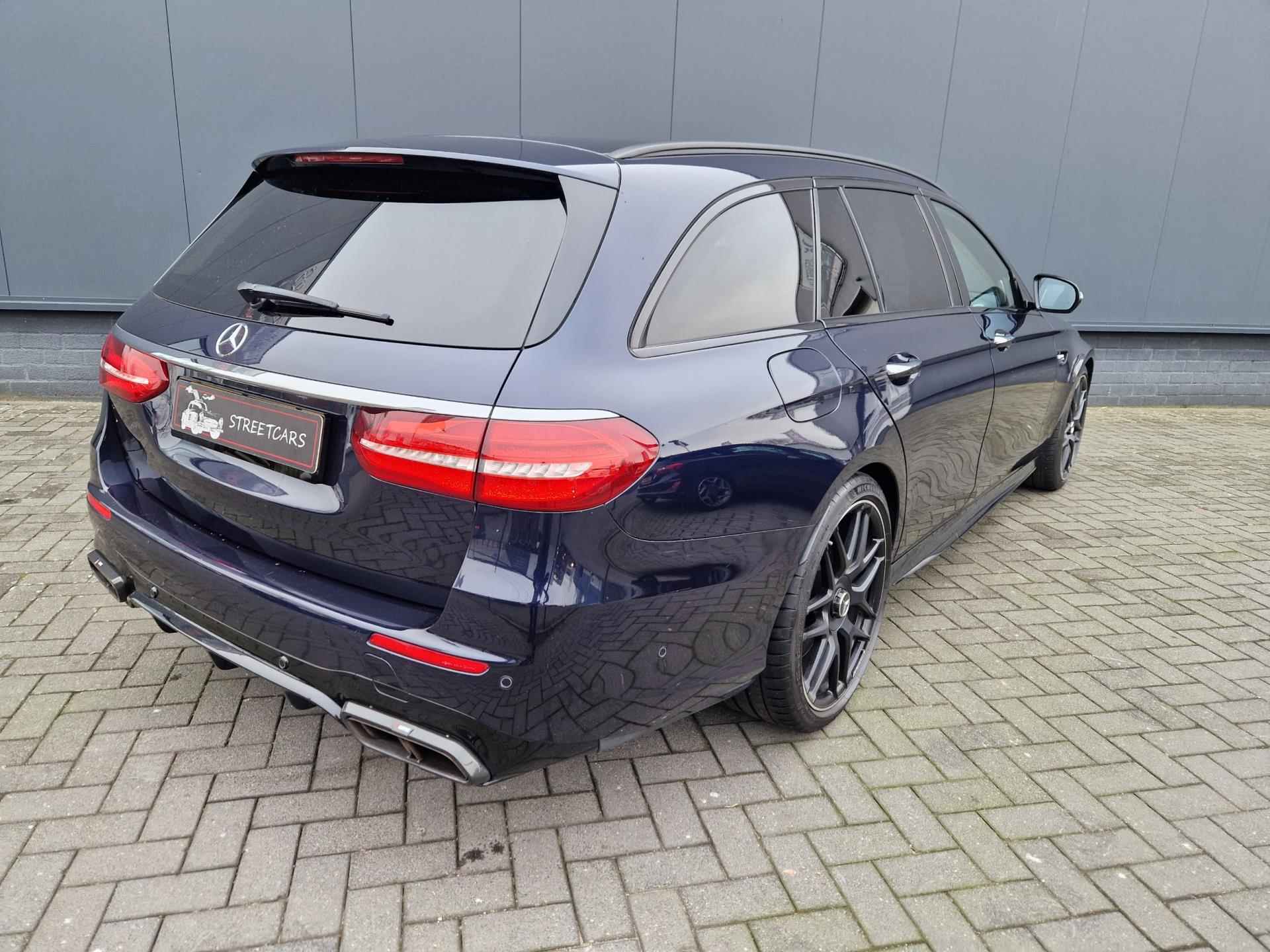 Mercedes-Benz E-klasse Estate AMG E63 4MATIC /Pano /HUD /Akrapovic - 55/61