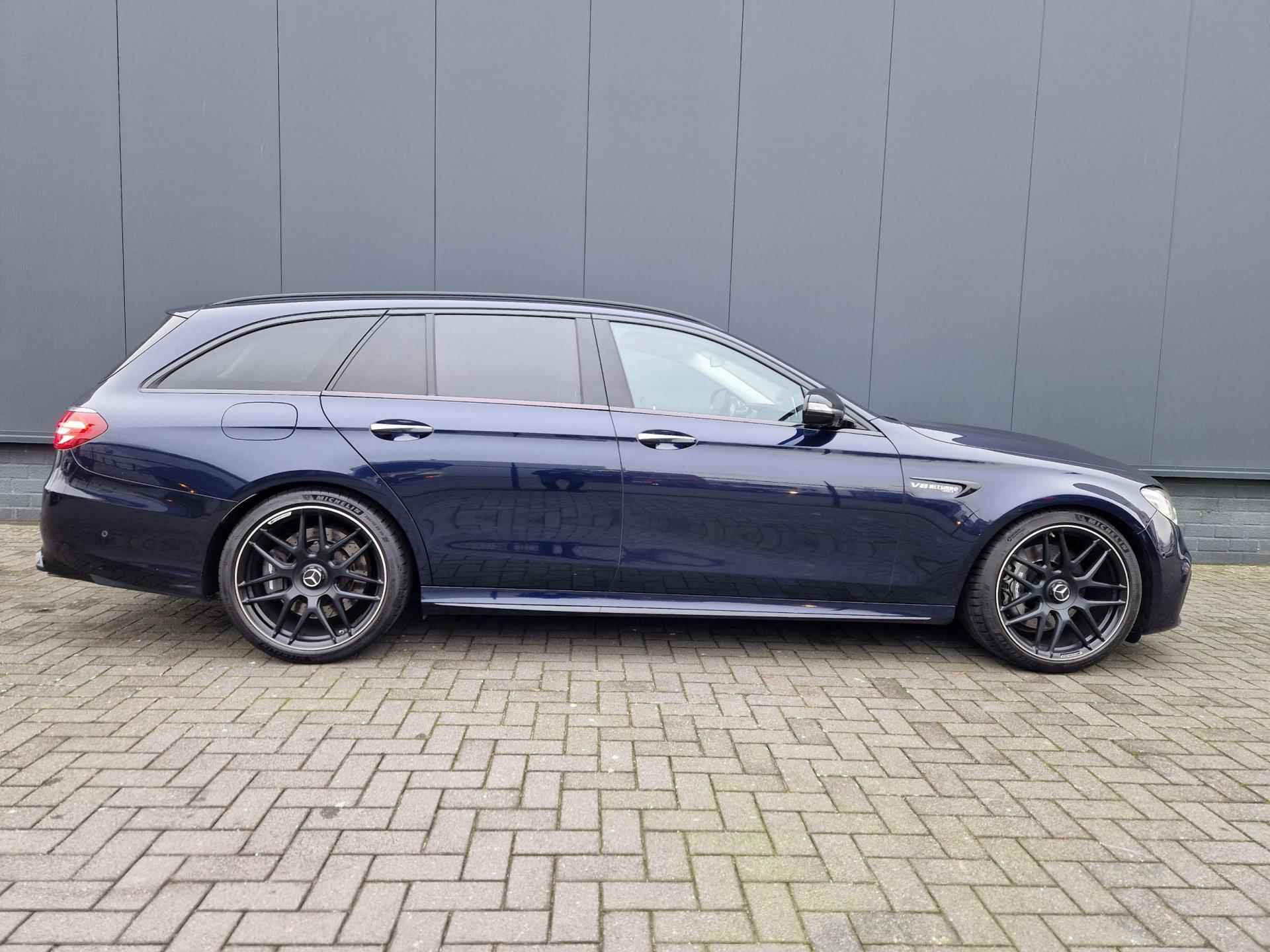 Mercedes-Benz E-klasse Estate AMG E63 4MATIC /Pano /HUD /Akrapovic - 56/61