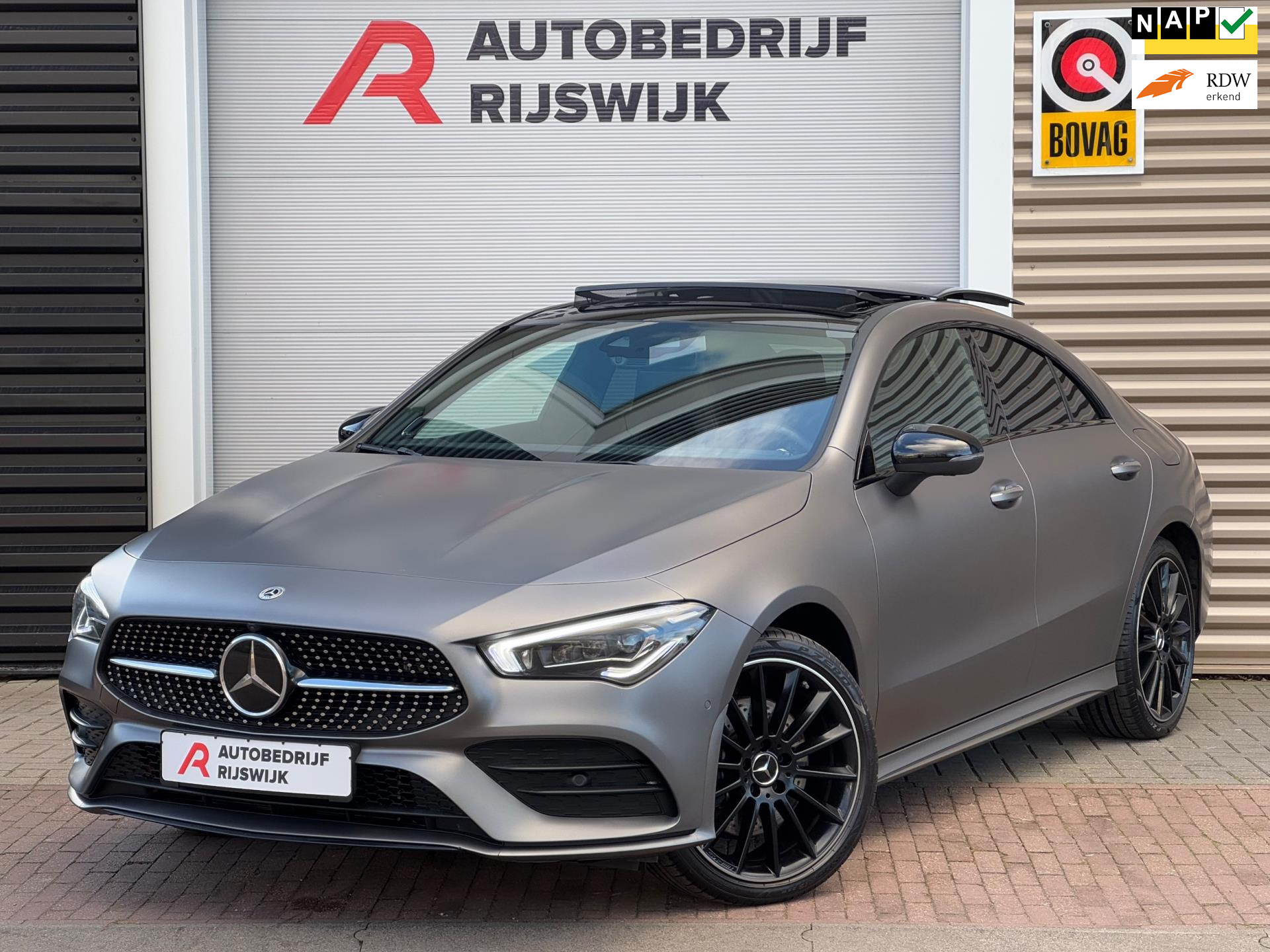 Mercedes-Benz CLA-klasse 250 e AMG 360/Burmester/HUD/Pano