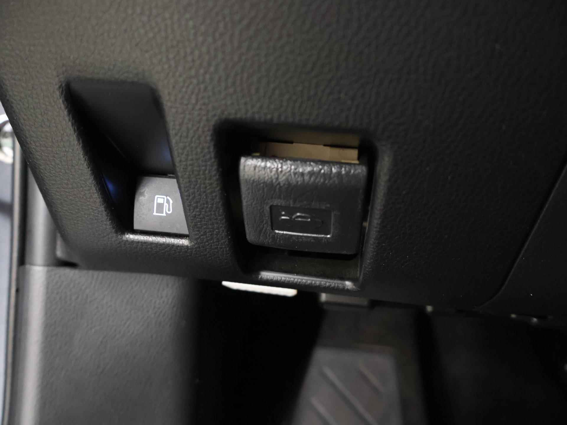 Toyota RAV4 2.5 Hybrid AWD Bi-Tone  Keyless go | Navigatie | Airco | JBL Audio | Apple CarPlay | Lederen Interieur | Stoelverwarming | Ele. stoelen + Geheugen | - 36/49