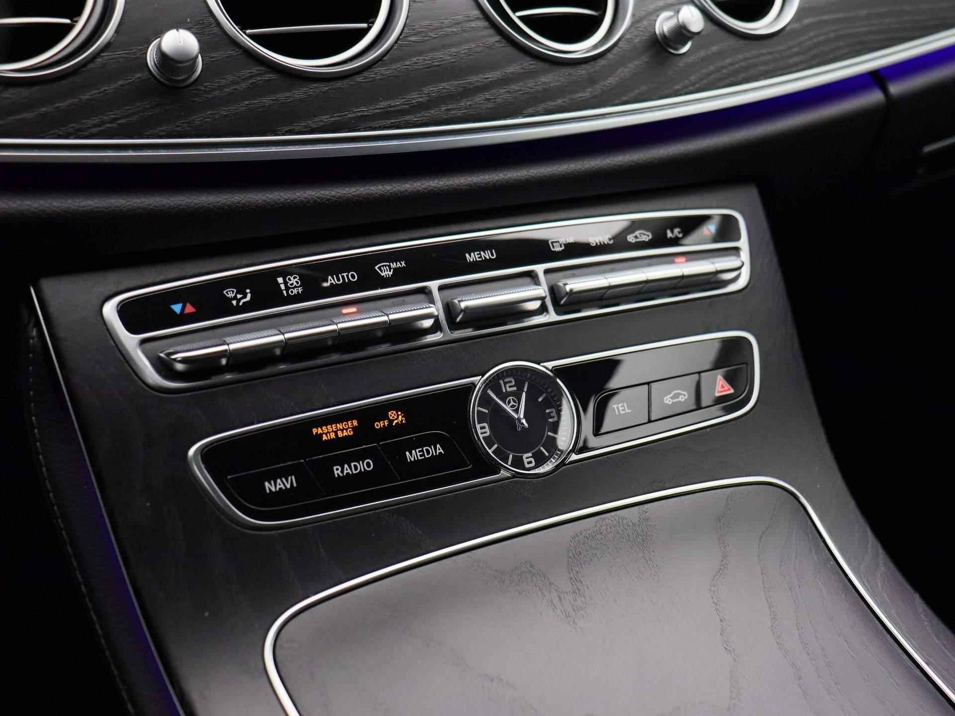 Mercedes-Benz E-klasse 200 Business Solution | Navi | Cruise | Camera | PDC V+A | Ambient Light | LED | Sport Stoelen | Half-Leder | 12 Maand Bovag Garantie! | - 19/40