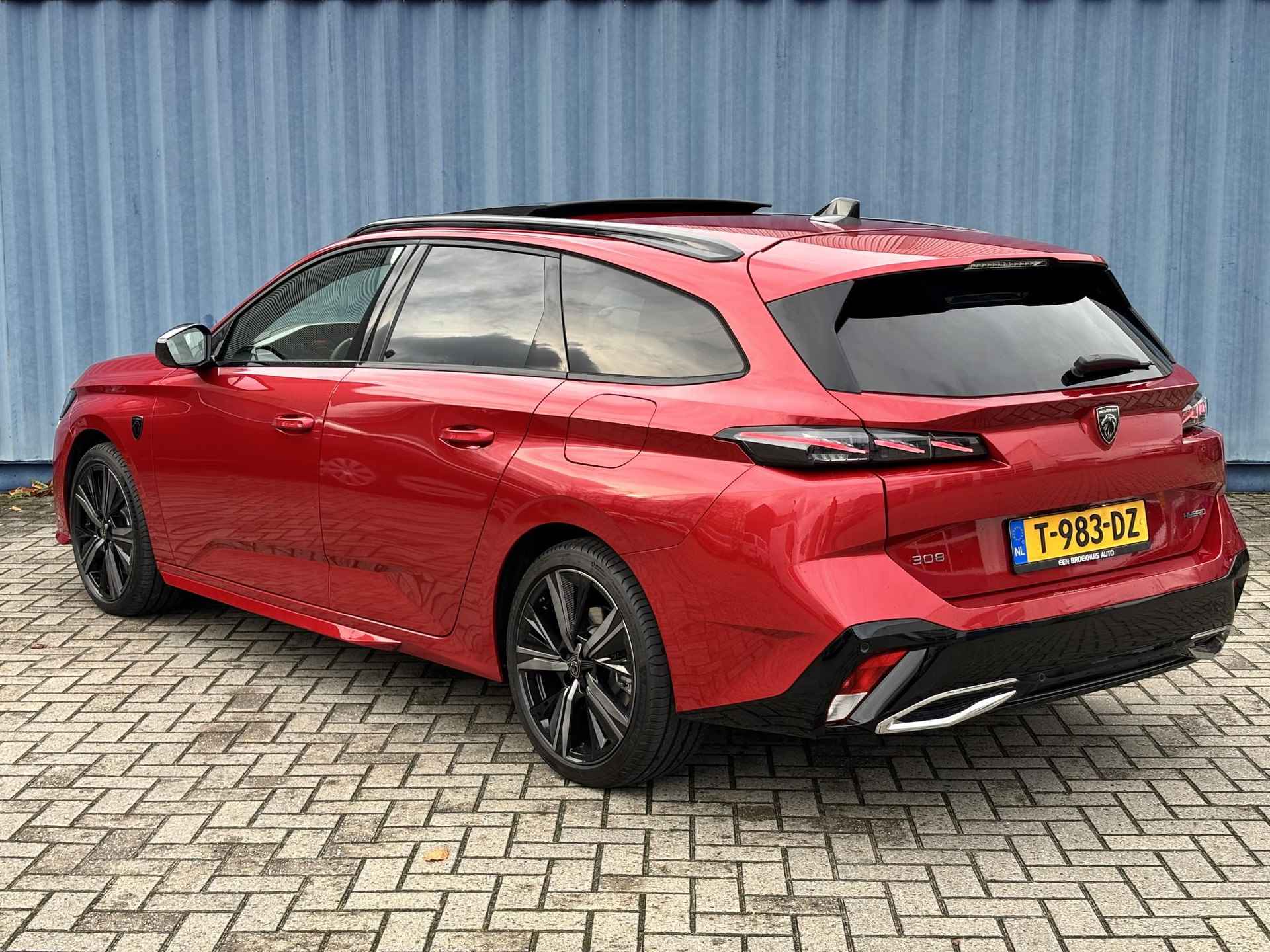 Peugeot 308 SW 1.6 Plug-in Hybrid 225 GT AGR stoelen | Massage stoelen voor | Apple Carplay / Android auto | Rondom Camera | Panorama/ schuif kantel dak - 8/42