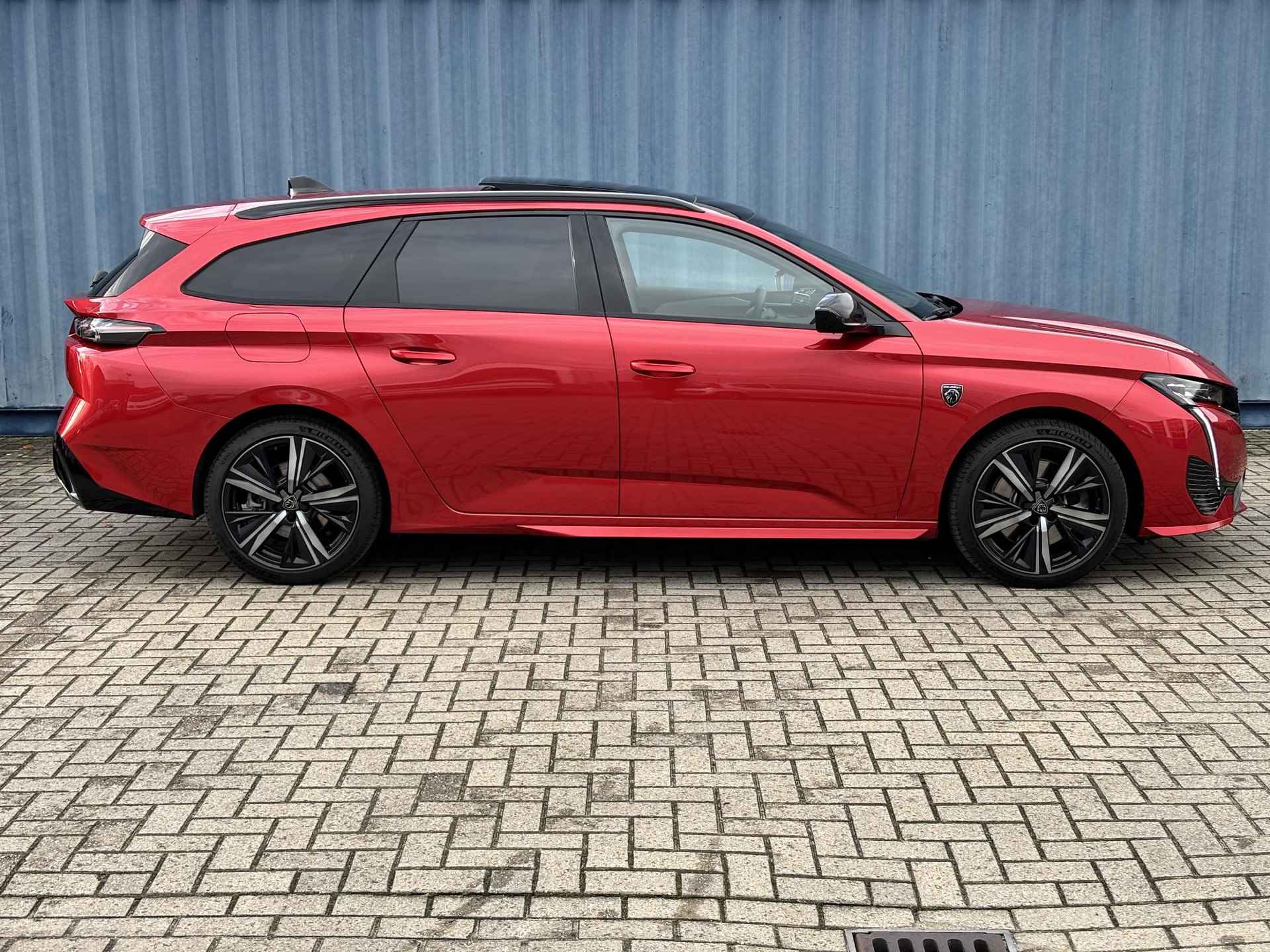 Peugeot 308 SW 1.6 Plug-in Hybrid 225 GT AGR stoelen | Massage stoelen voor | Apple Carplay / Android auto | Rondom Camera | Panorama/ schuif kantel dak - 12/42