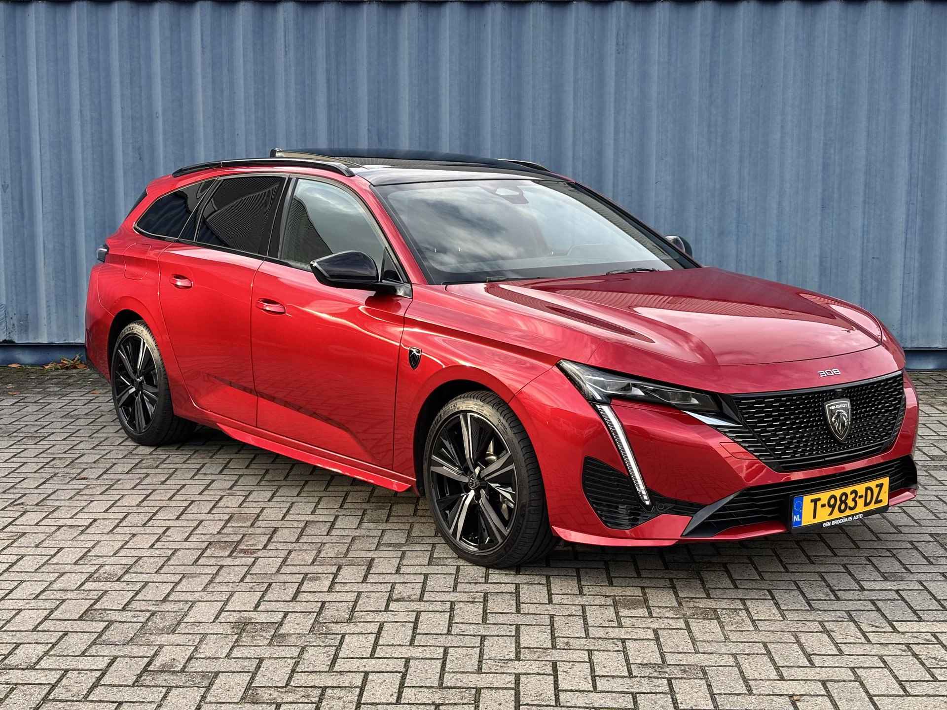 Peugeot 308 SW 1.6 Plug-in Hybrid 225 GT AGR stoelen | Massage stoelen voor | Apple Carplay / Android auto | Rondom Camera | Panorama/ schuif kantel dak - 13/42