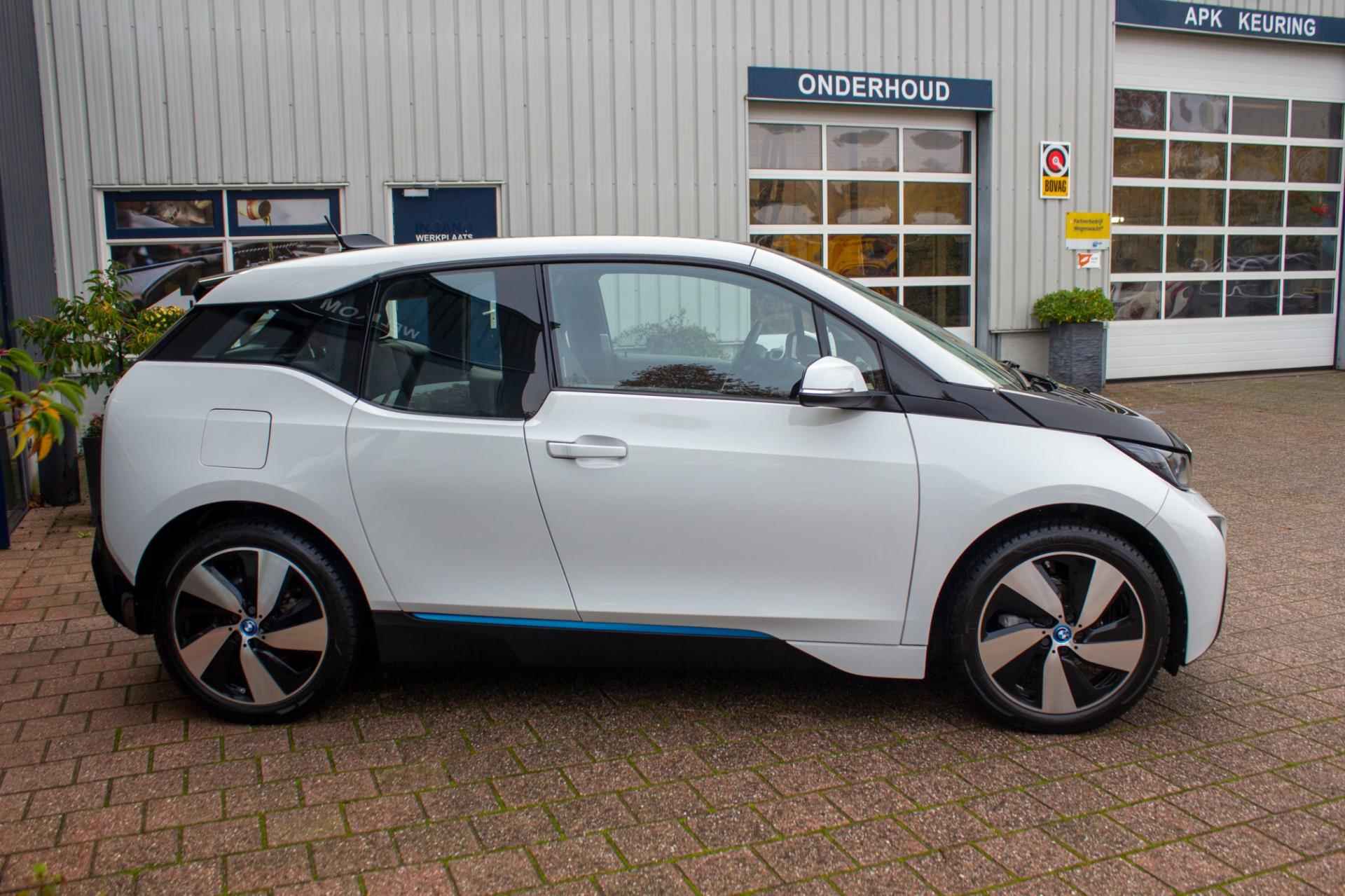 BMW I3 Comfort Advance 22 kWh | Prijs rijklaar incl. 12 mnd garantie | Navi Bluetooth 19"Lmv Pdc Stoelverwarming - 10/39
