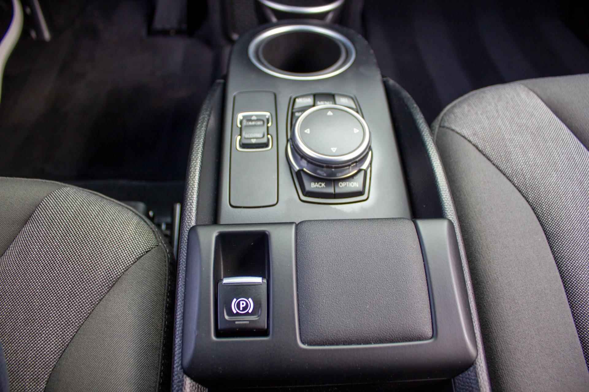 BMW I3 Comfort Advance 22 kWh | Prijs rijklaar incl. 12 mnd garantie | Navi Bluetooth 19"Lmv Pdc Stoelverwarming - 33/39