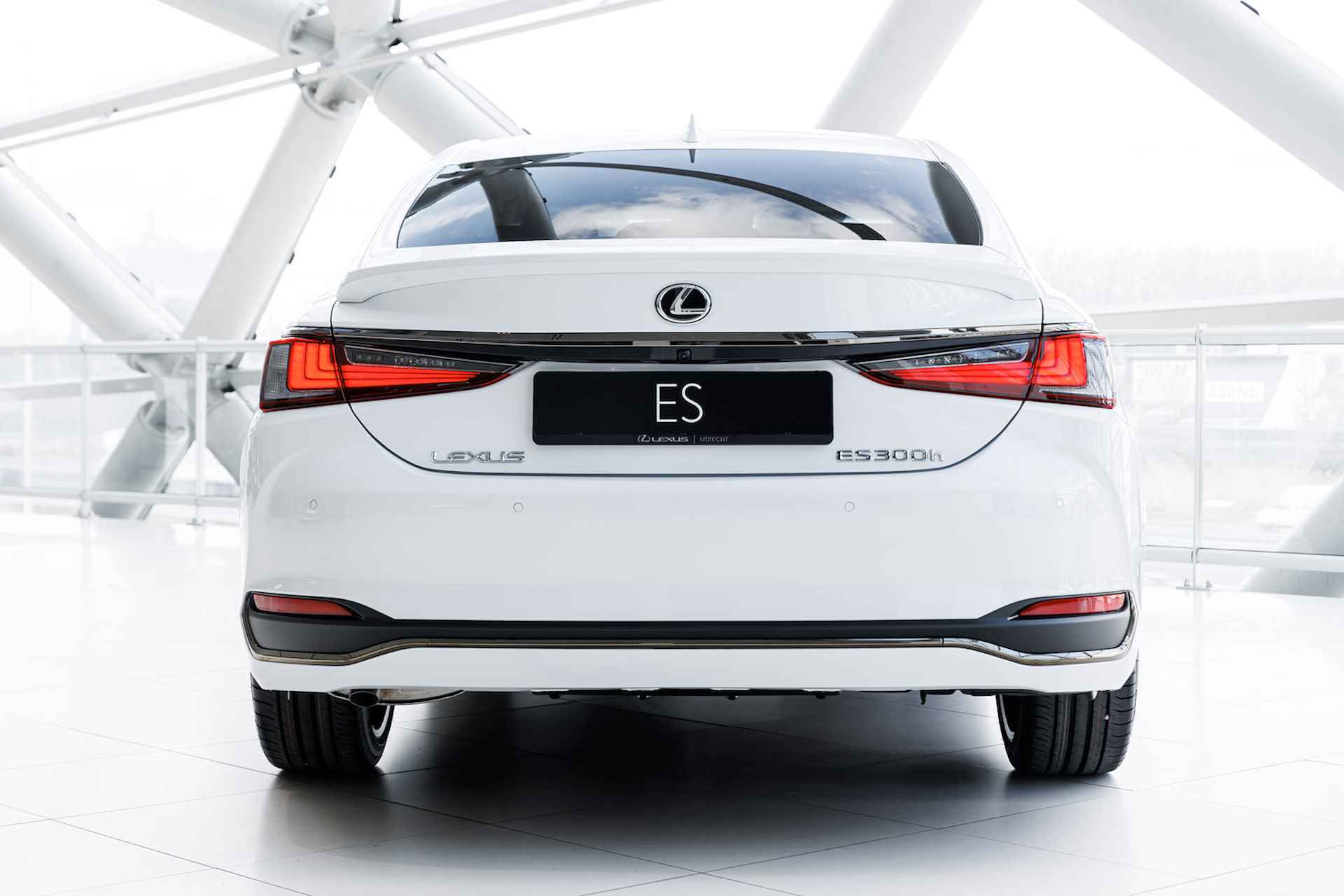Lexus ES 300h F Sport Design | Stuurverwarming | Nieuw model | Draadloze Apple Carplay | - 11/48