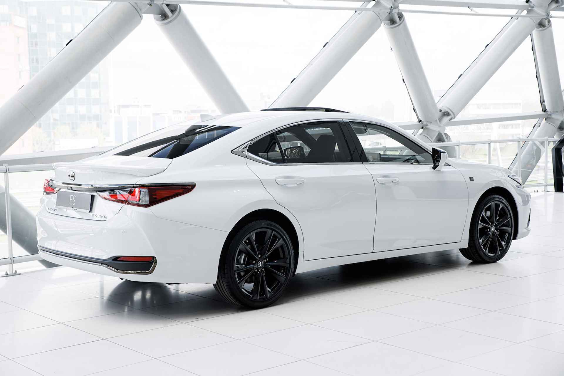 Lexus ES 300h F Sport Design | Stuurverwarming | Nieuw model | Draadloze Apple Carplay | - 12/48
