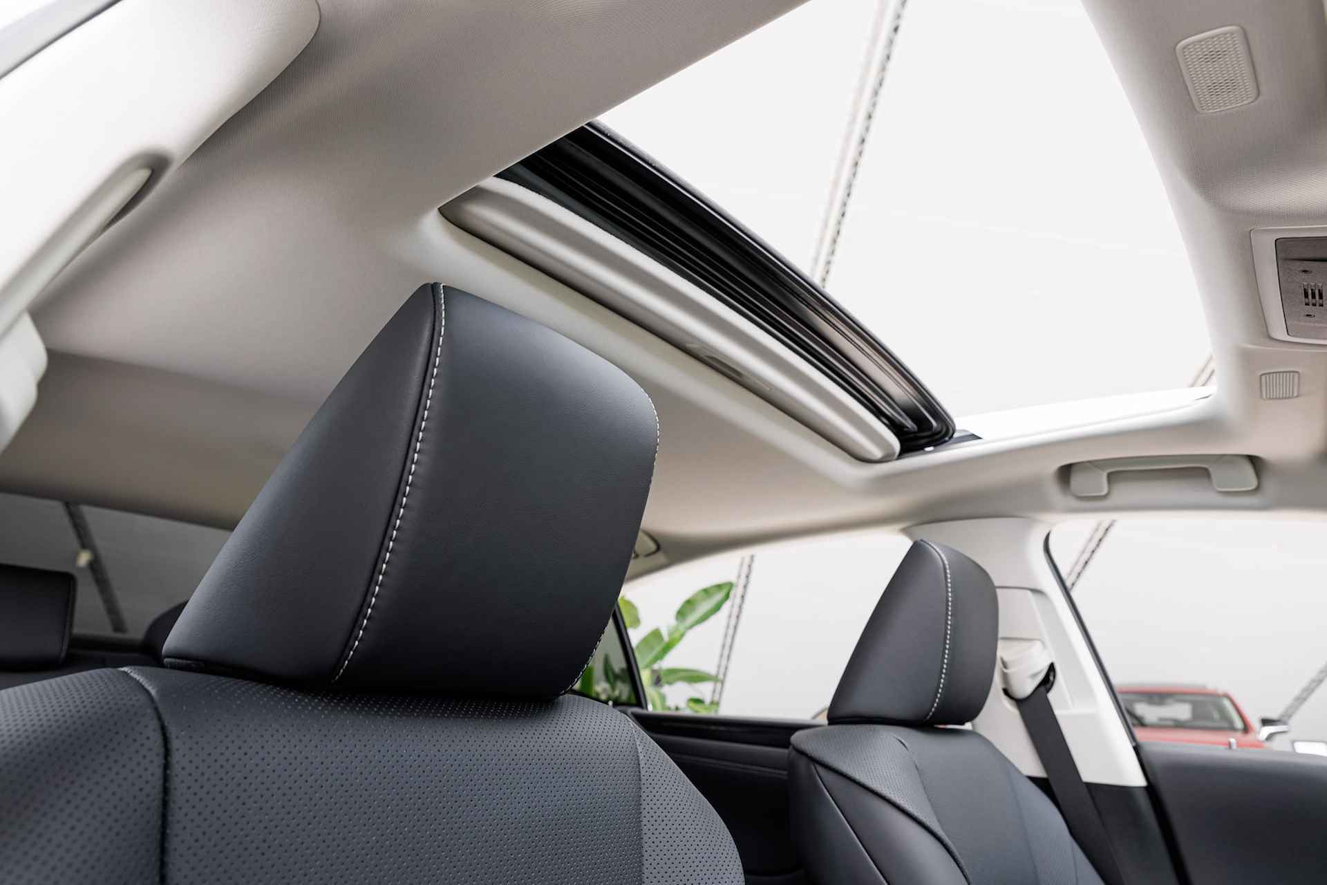 Lexus ES 300h F Sport Design | Stuurverwarming | Nieuw model | Draadloze Apple Carplay | - 34/48