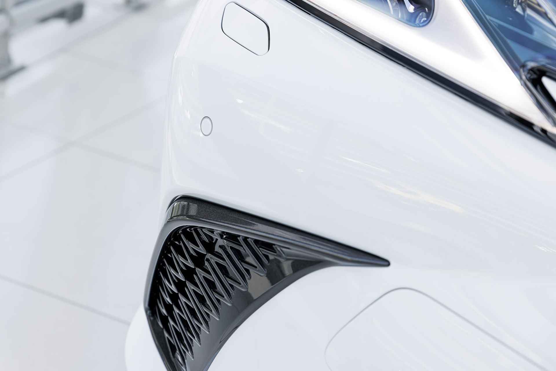Lexus ES 300h F Sport Design | Stuurverwarming | Nieuw model | Draadloze Apple Carplay | - 37/48