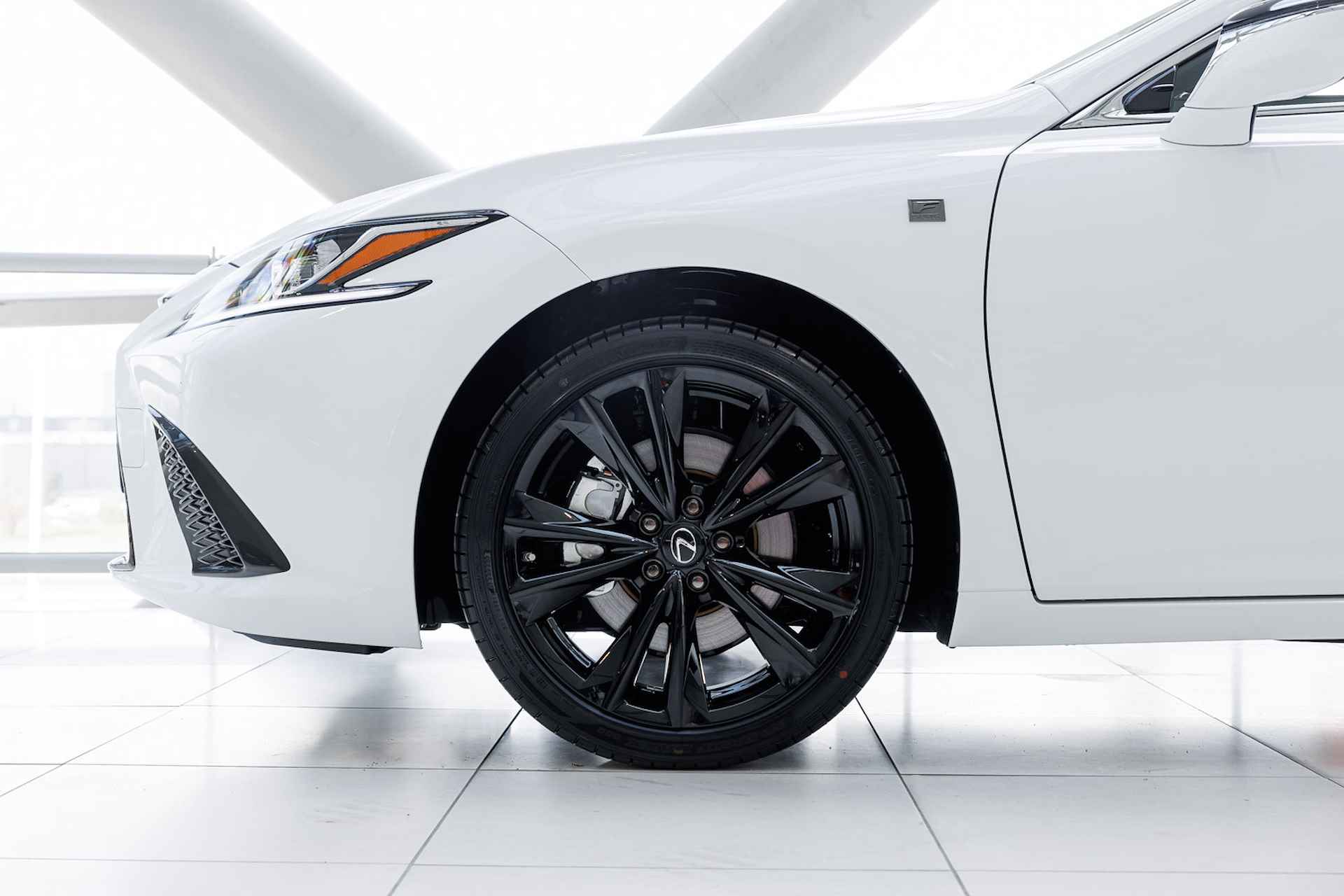 Lexus ES 300h F Sport Design | Stuurverwarming | Nieuw model | Draadloze Apple Carplay | - 39/48