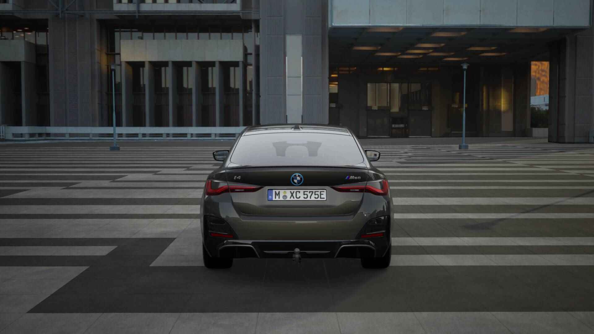 BMW i4 M50 High Executive 84 kWh / Schuif-kanteldak / Trekhaak / Laserlight / M Sportstoelen / Adaptief M Onderstel / Parking Assistant Plus / Driving Assistant Professional - 5/11