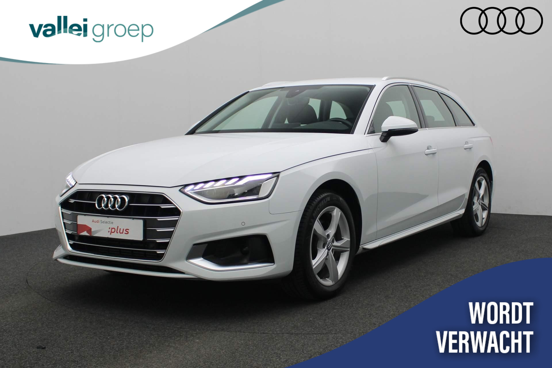 Audi A4 Avant 40 TFSI 190PK S-tronic Launch edition Business | Trekhaak | Stoelverwarming | Navi | Parkeersensoren voor/achter | ACC | Massage | Sportstoelen