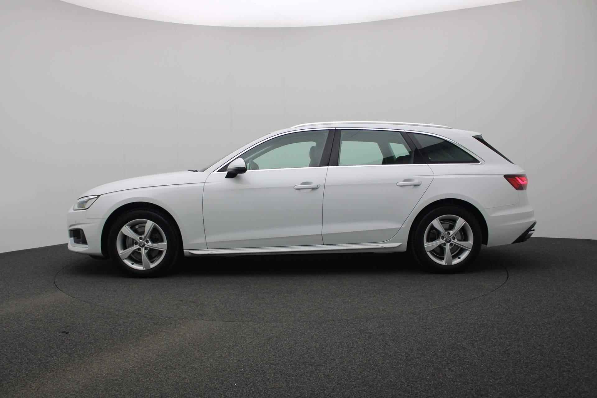 Audi A4 Avant 40 TFSI 190PK S-tronic Launch edition Business | Trekhaak | Stoelverwarming | Navi | Parkeersensoren voor/achter | ACC | Massage | Sportstoelen - 16/38