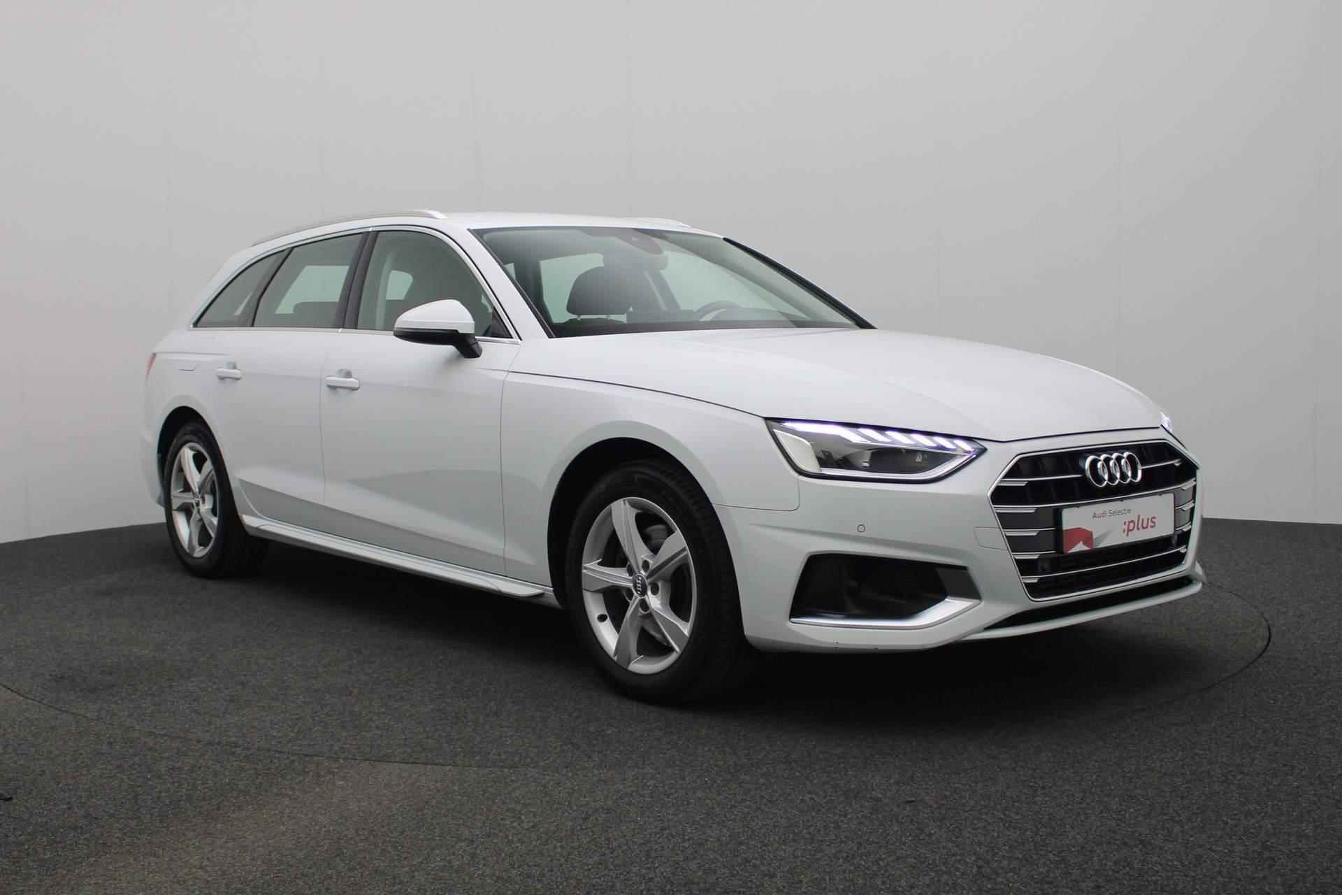 Audi A4 Avant 40 TFSI 190PK S-tronic Launch edition Business | Trekhaak | Stoelverwarming | Navi | Parkeersensoren voor/achter | ACC | Massage | Sportstoelen - 30/38