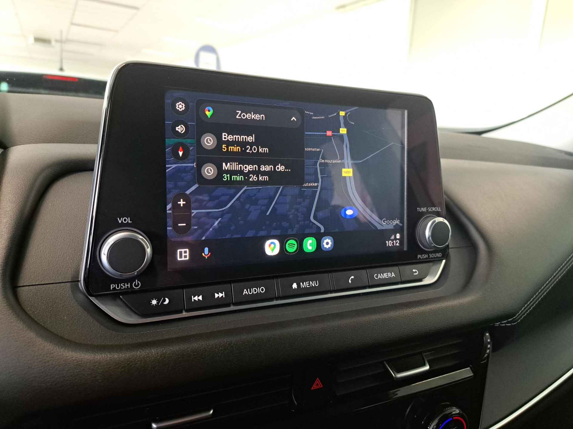 Nissan Qashqai 1.3 MHEV Business Access | Navigatie via Smartphone | Apple Carplay | Cruise Control | LM Velgen | Parkeercamera - 16/22