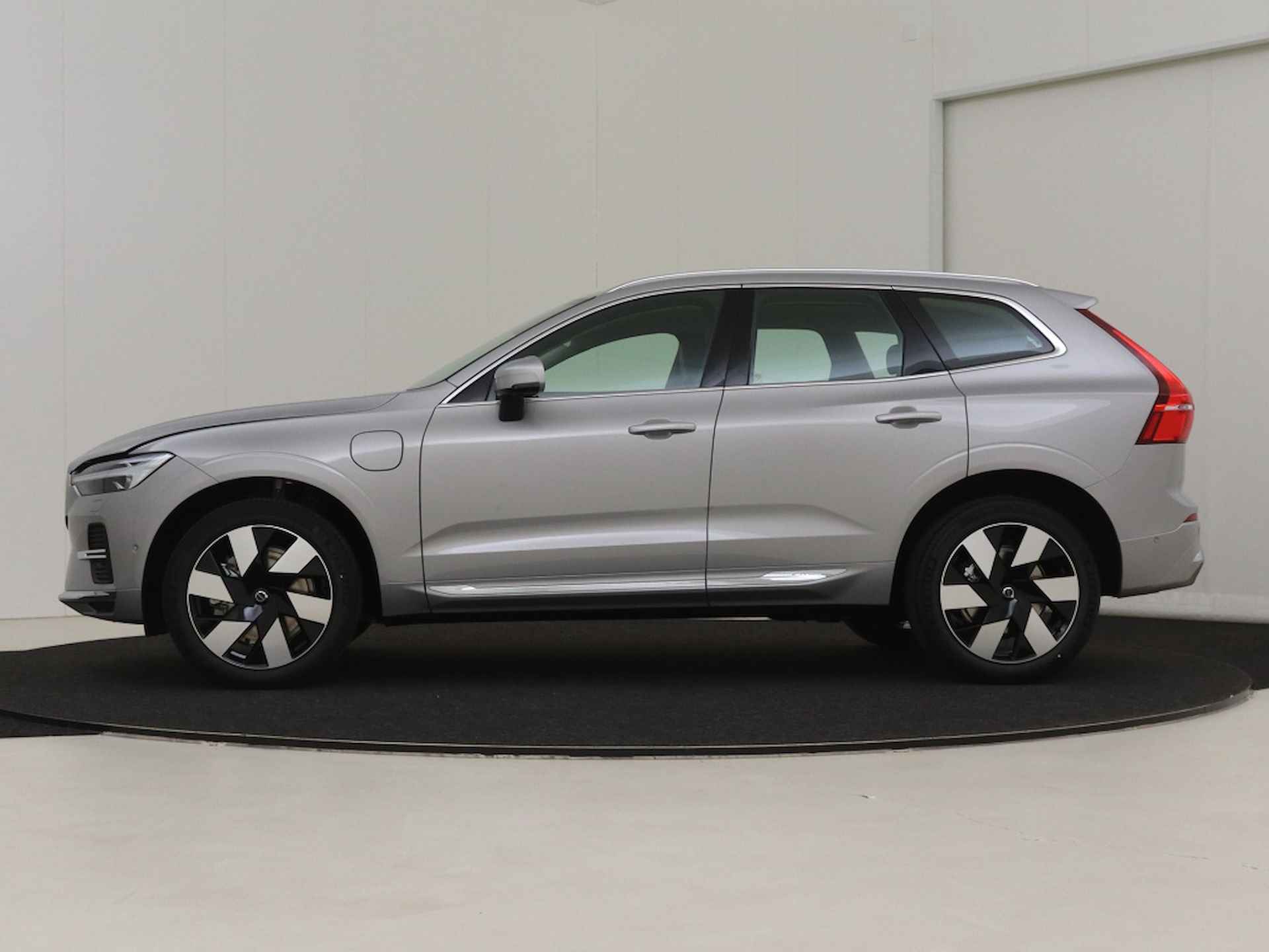 Volvo XC60 2.0 T6 AWD Ultimate Bright | FULL OPTION | Bowers & Wilkins | Lu - 2/16