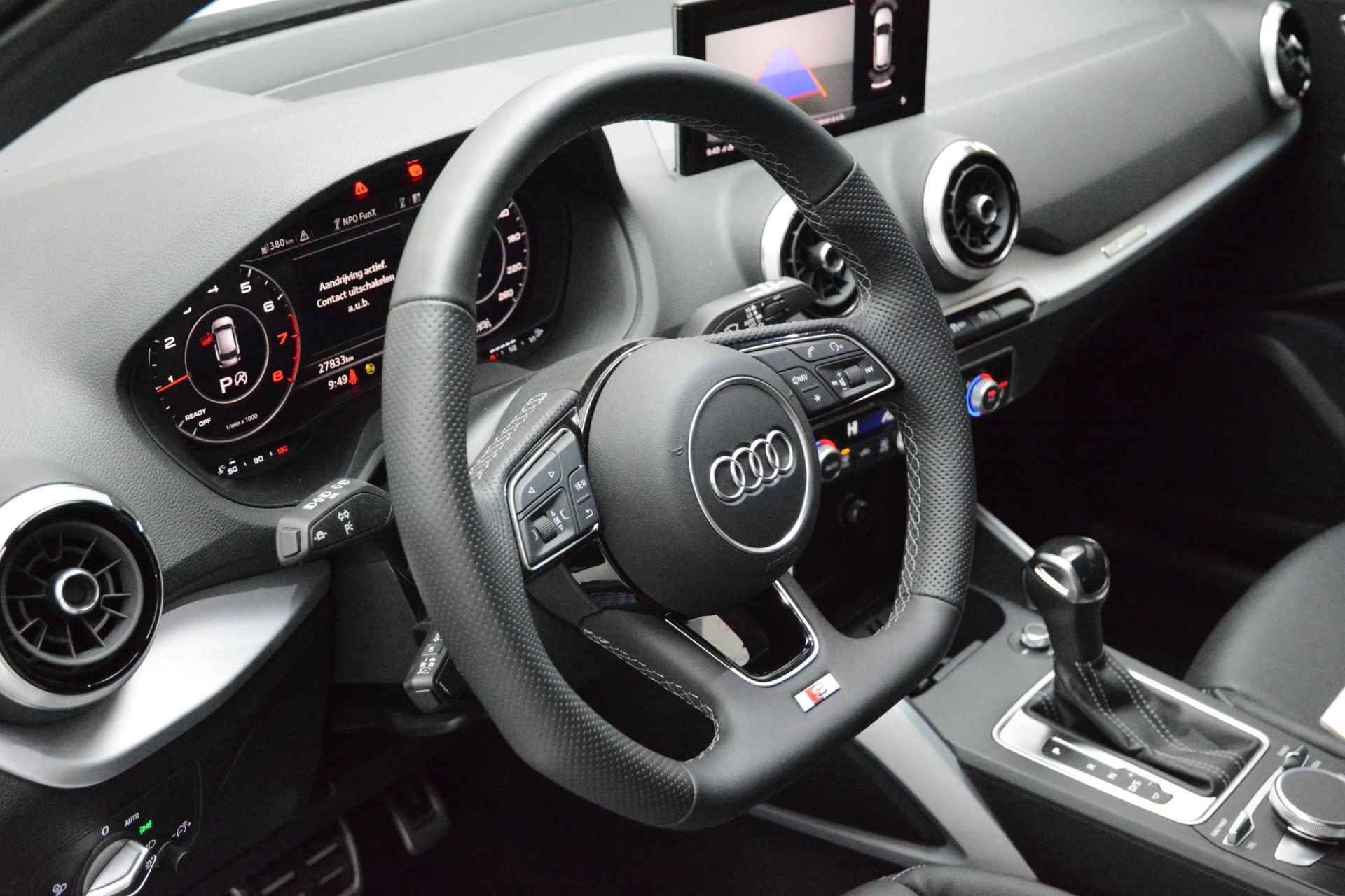 Audi Q2 35 TFSI S Edition 150 PK | Automaat | S-line exterieur | S-line interieur | Half-Leder | Navigatie | Camera | Climate Control | Stoelverwarming | Cruise control | LED | Apple Carplay | Android Auto | Parkeersensoren | - 14/30