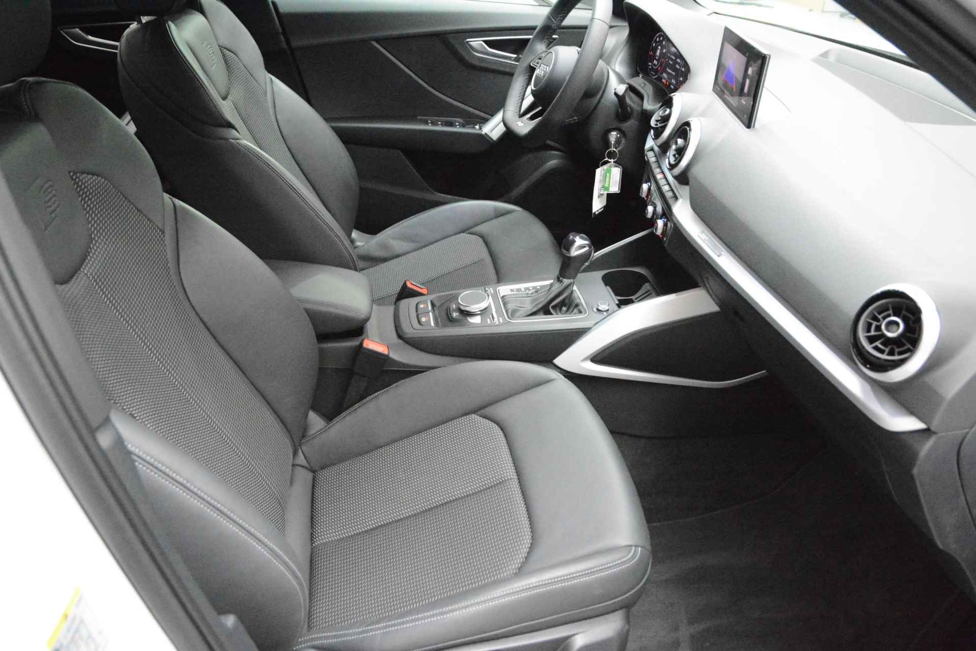 Audi Q2 35 TFSI S Edition 150 PK | Automaat | S-line exterieur | S-line interieur | Half-Leder | Navigatie | Camera | Climate Control | Stoelverwarming | Cruise control | LED | Apple Carplay | Android Auto | Parkeersensoren | - 23/30