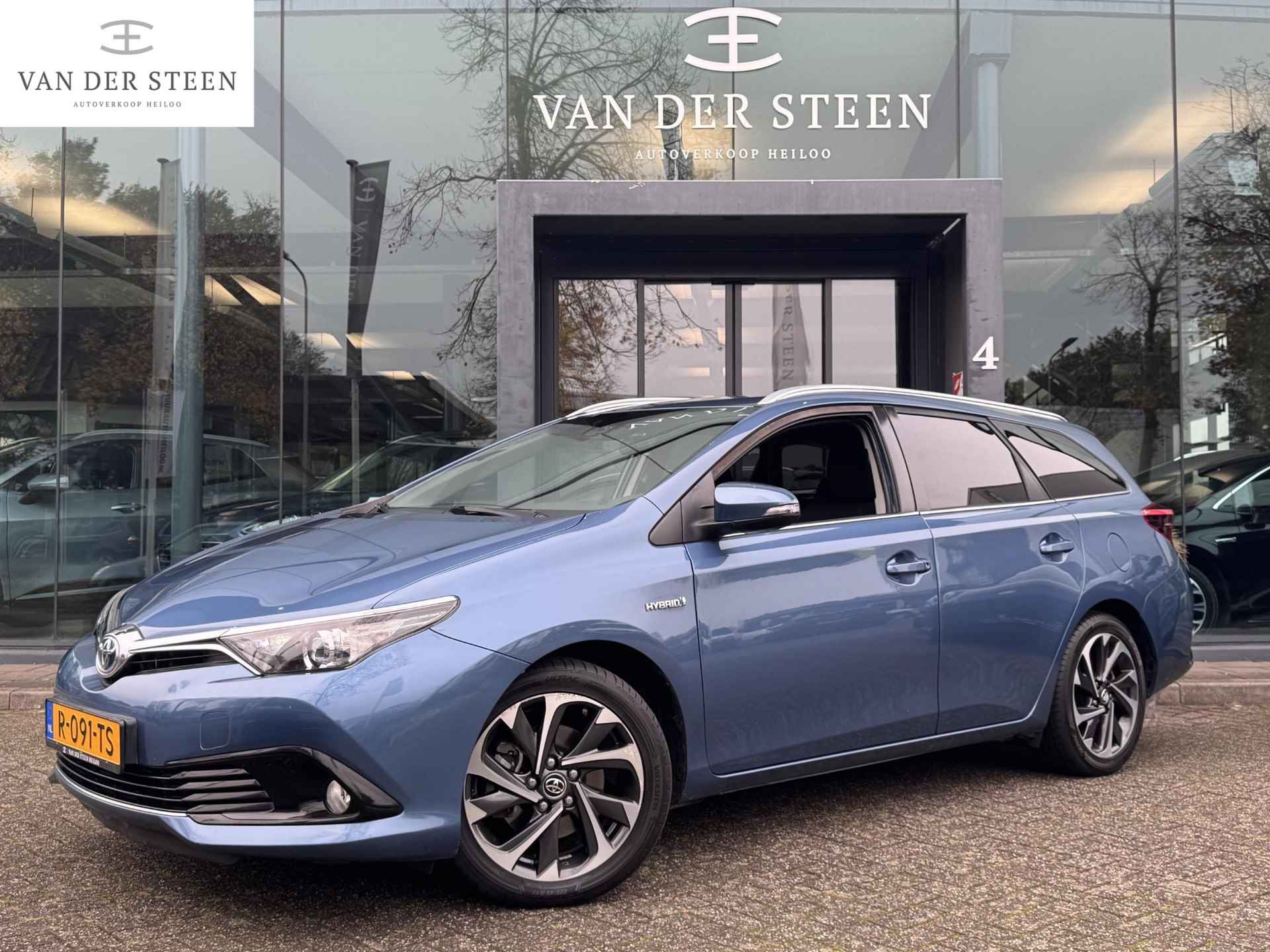 Toyota Auris Touring Sports 1.8 Hybrid Dynamic Camera | Fabrieksgarantie t/m 06/2025 - 1/18