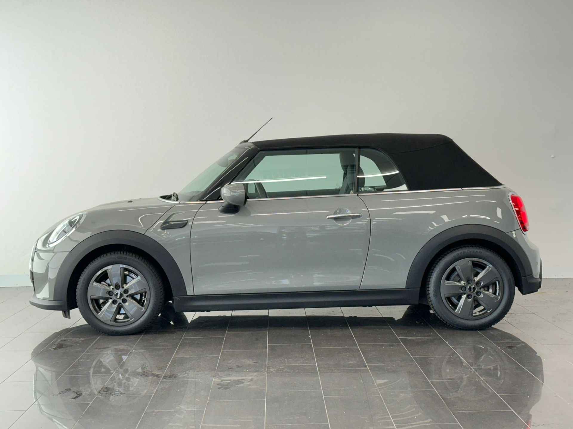 MINI Mini Cabrio 1.5 cooper business edition 100kW - 3/34