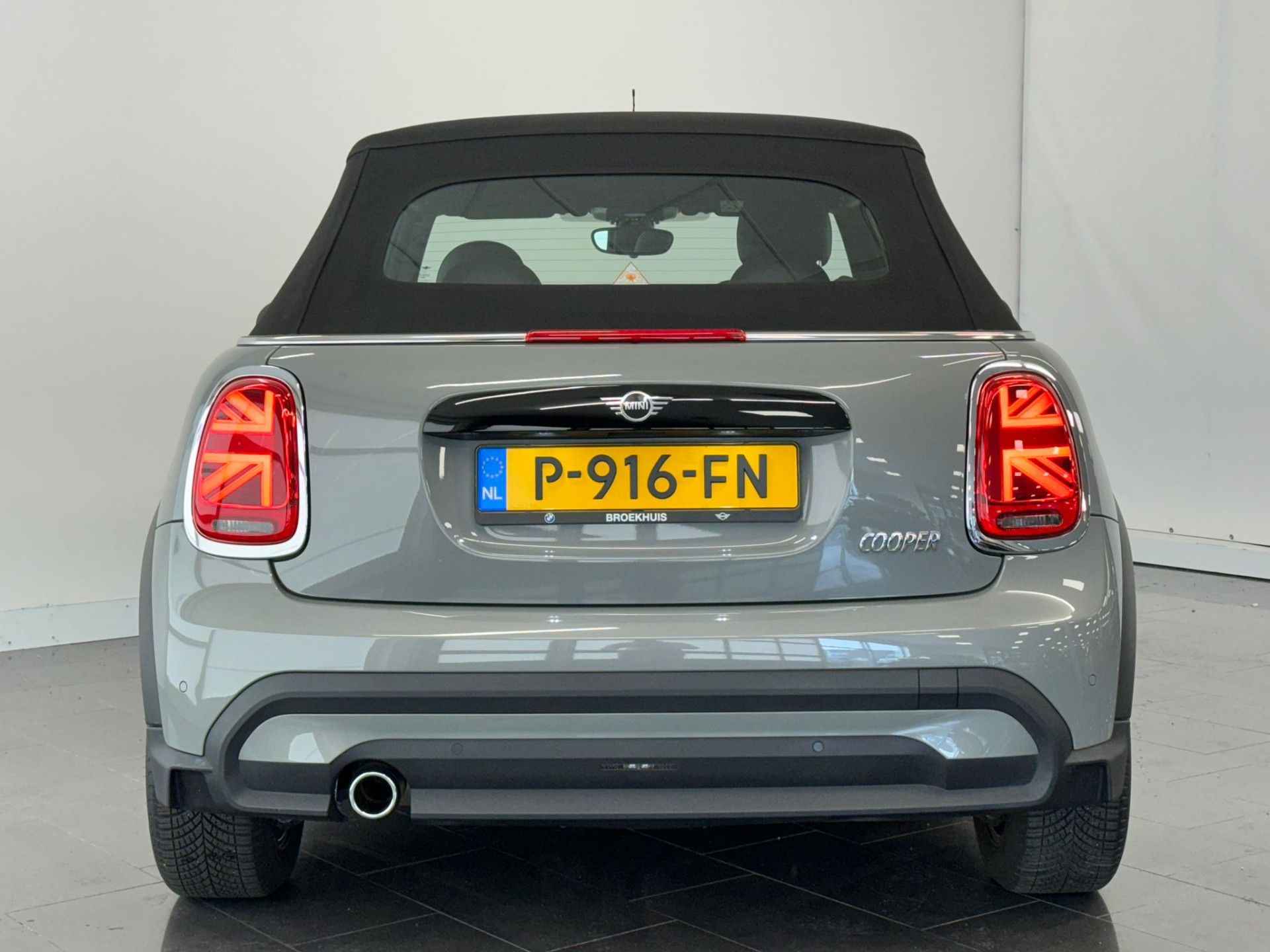 MINI Mini Cabrio 1.5 cooper business edition 100kW - 32/34