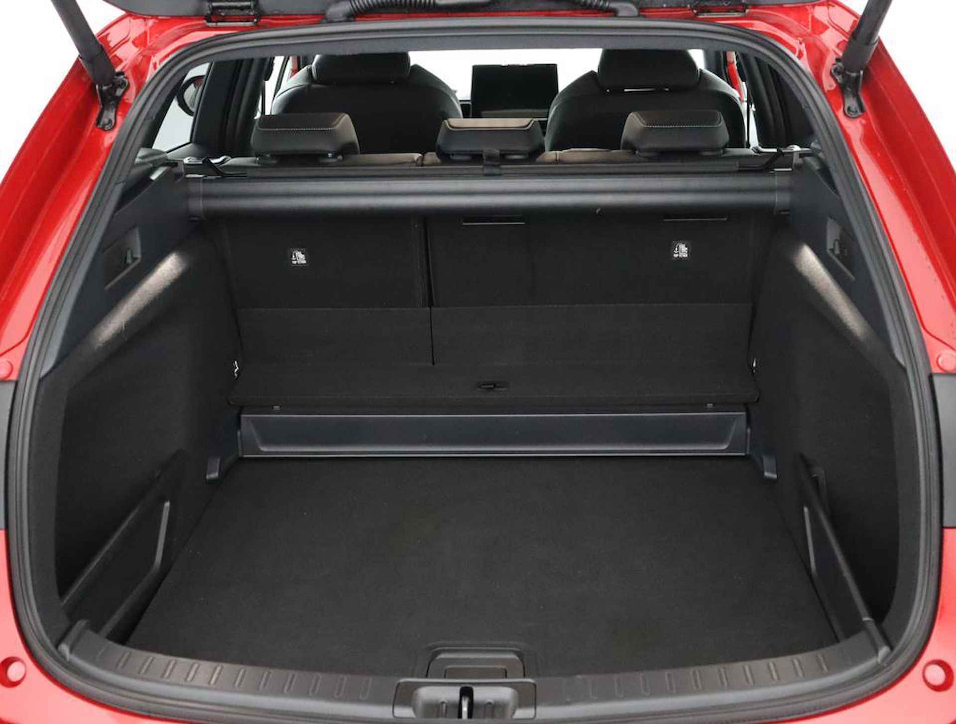 Toyota Corolla Touring Sports 1.8 Hybrid First Edition | Navigatie | Parkeer sensoren voor + achter | Stoelverwarming | - 36/55