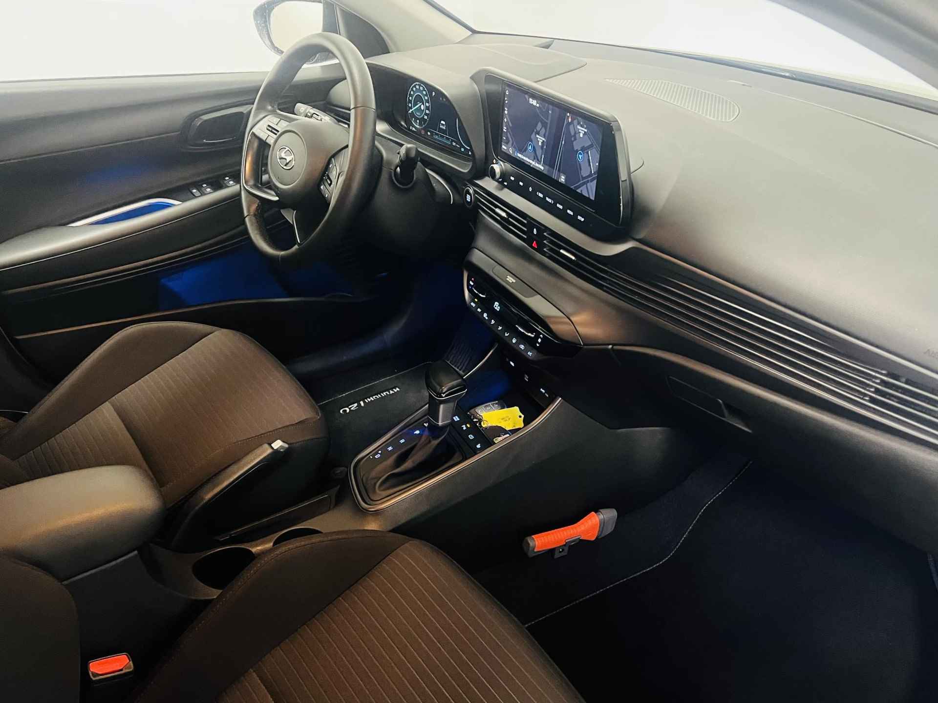 Hyundai i20 1.0 T-GDI Premium Automaat airco camera parkeersensoren V+A apple carplay android auto bose speakers lm velgen stoelverwarming climate controle Lm velgen Nieuwste model NEDERLANSE AUTO - 6/22
