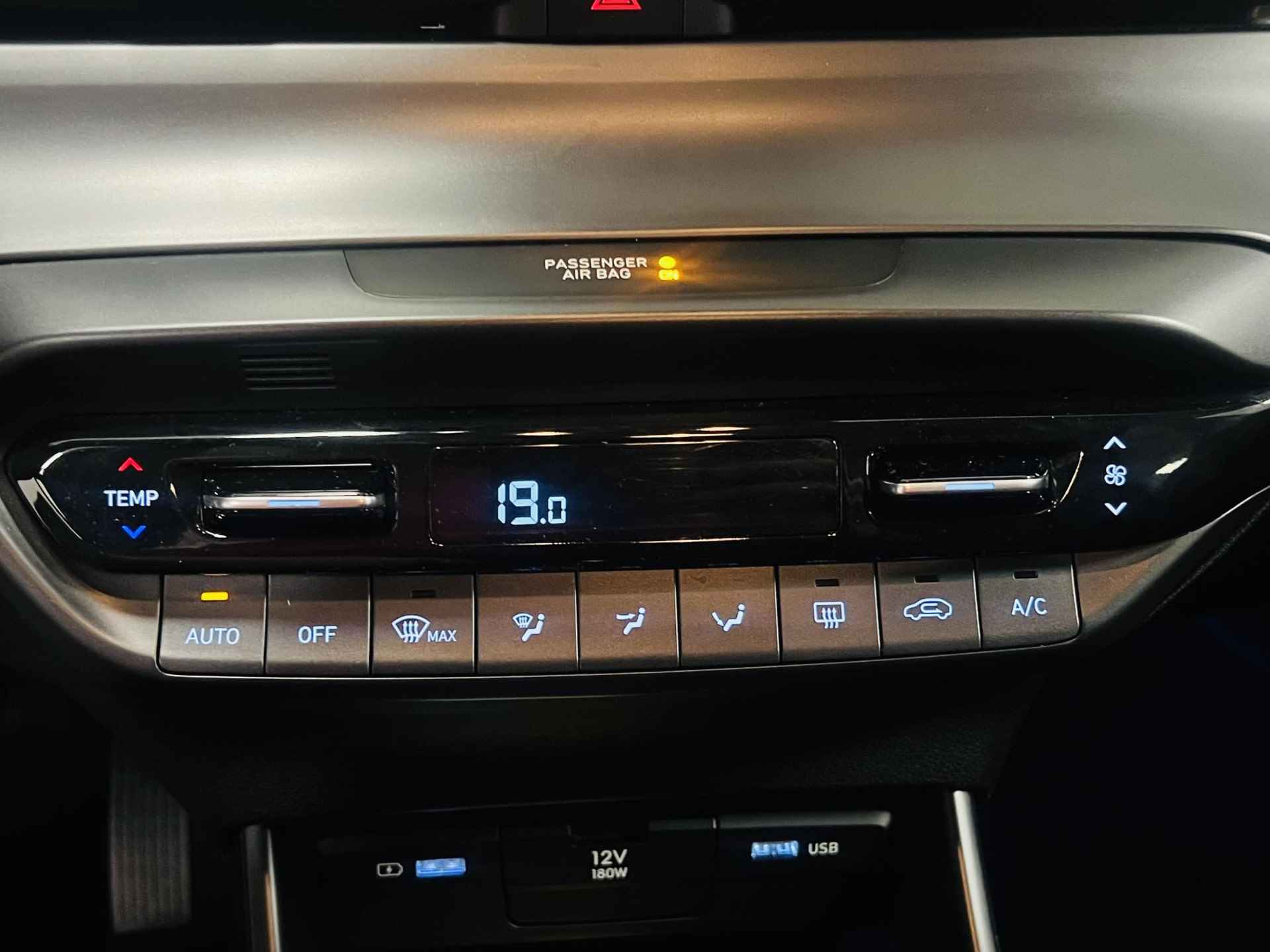 Hyundai i20 1.0 T-GDI Premium Automaat airco camera parkeersensoren V+A apple carplay android auto bose speakers lm velgen stoelverwarming climate controle Lm velgen Nieuwste model NEDERLANSE AUTO - 11/22