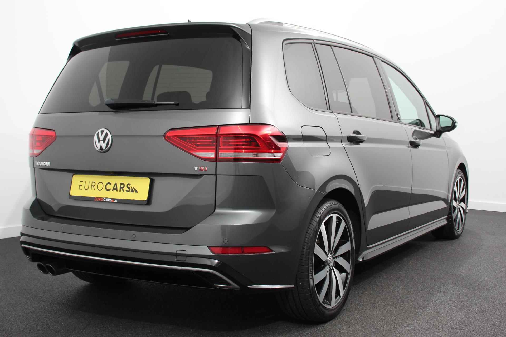 Volkswagen Touran 1.4 TSI 150 pk DSG R-Line 7 Persoons | Navigatie | Apple Carplay/Android Auto | Camera | Parkeersensoren | Adaptive Cruise Control | Ledverlichting | Getinte ramen | Stoelverwarming | Grootlichtassistent - 4/31