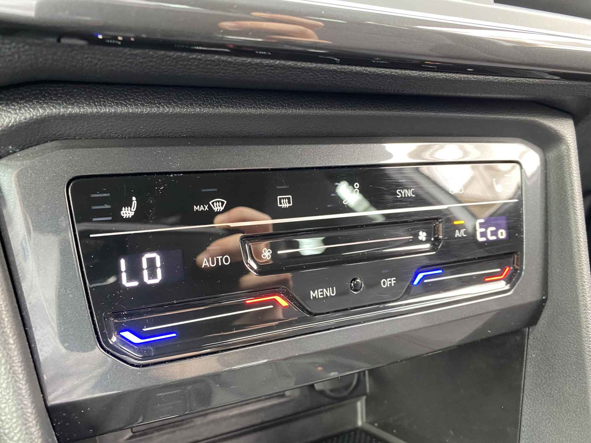 SEAT Tarraco 1.4 TSI e-Hybrid PHEV FR / AUTOMAAT/ 360 CAMERA/ PARK. SENSOREN/ LED/ DODE HOEK/ KEYLESS/ MEMORY SEATS/ STOEL VERWARM. V EN A/ STUUR VERWARM./ ADAPT. CRUISE/ APP CONNECT/ NAVI/ CLIMA/ DAB/ 19" LMV/ - 32/54