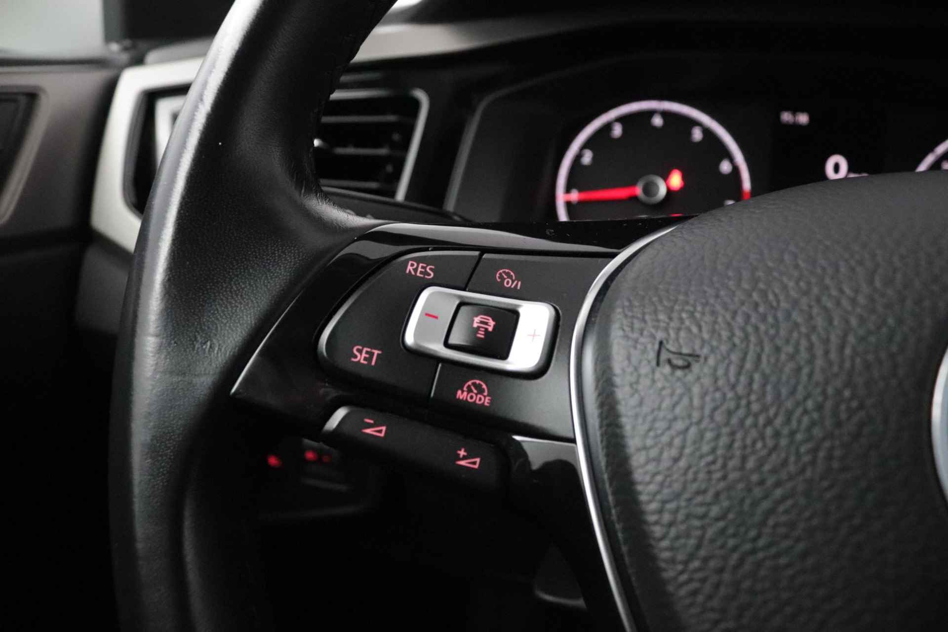 Volkswagen Polo 1.0 TSI R-Line Edition | NL Auto | Carplay | All-Season Banden | - 20/37