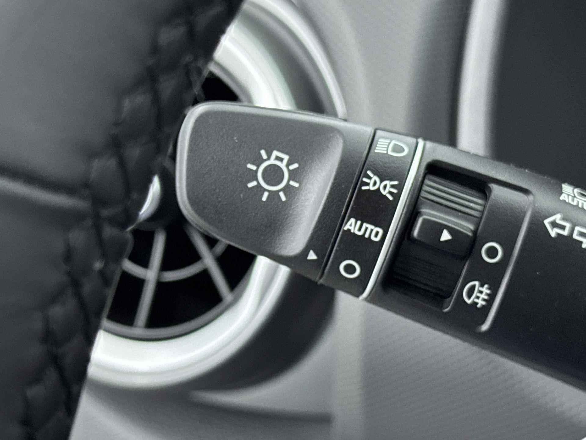 Hyundai KONA Electric Premium 64 kWh Incl. €10000,- korting!!! - 26/34