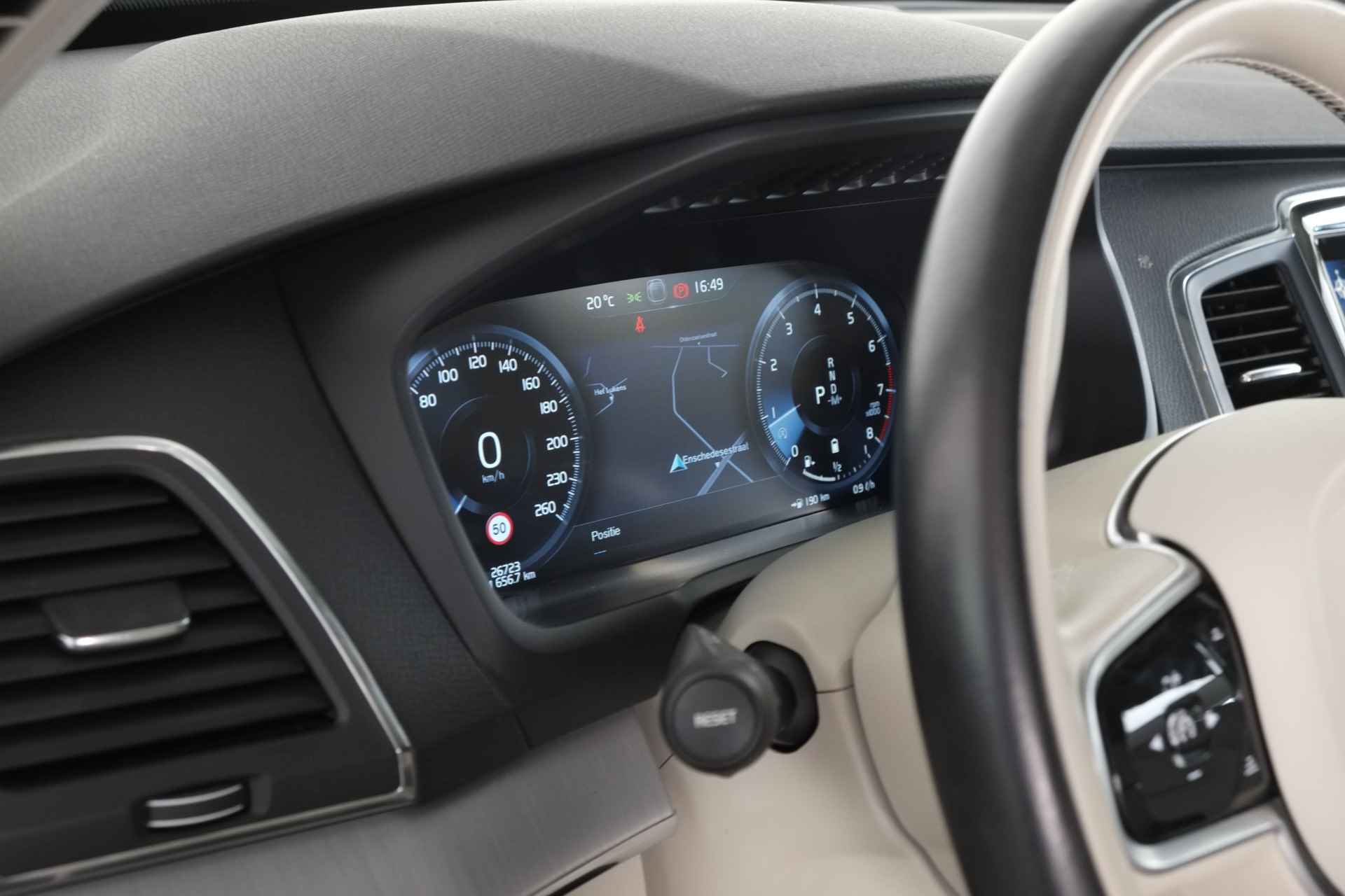 Volvo XC90 2.0 B5 AWD Momentum Pro / Licht Leder / LED / Pilot Assist / Carplay / DAB / ACC - 18/29