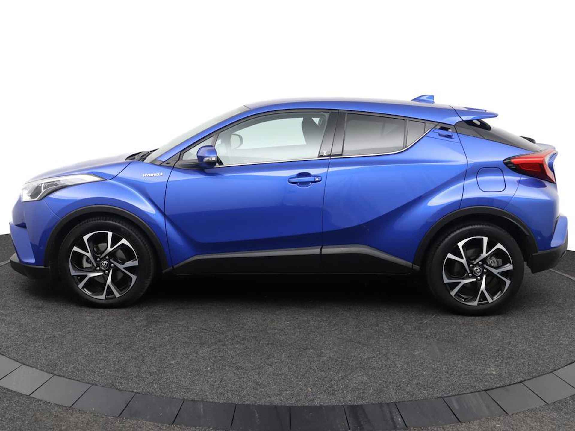 Toyota C-HR 1.8 Hybrid Style | Navigatie | Stuur en stoelverwarming | Parkeersensoren | - 3/42