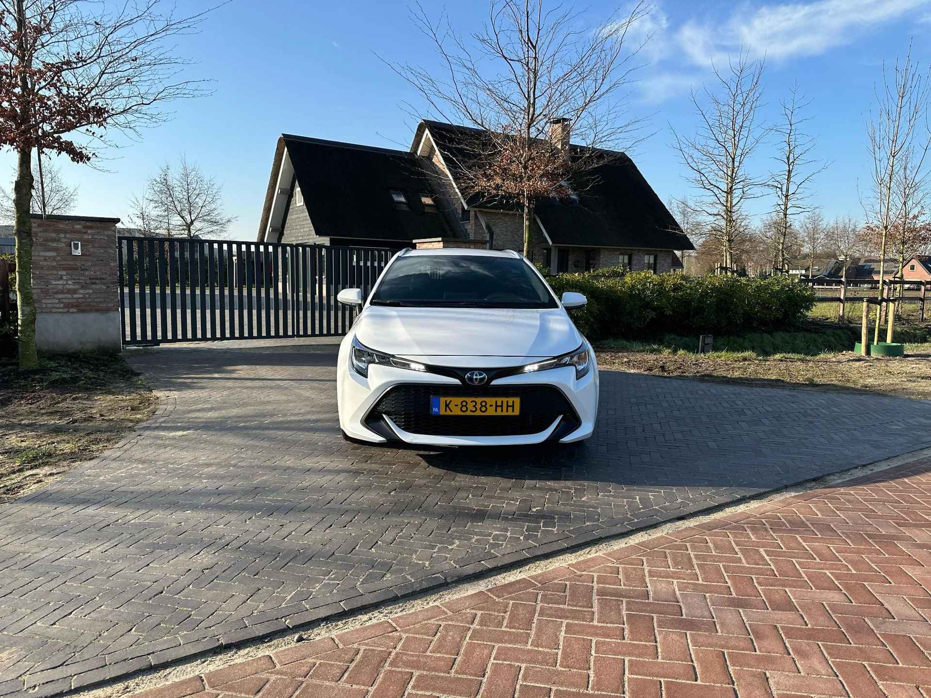 Toyota Corolla Touring Sports 1.8 Hybrid Business | Camera | Apple Carplay | Cruise Control | - 4/31