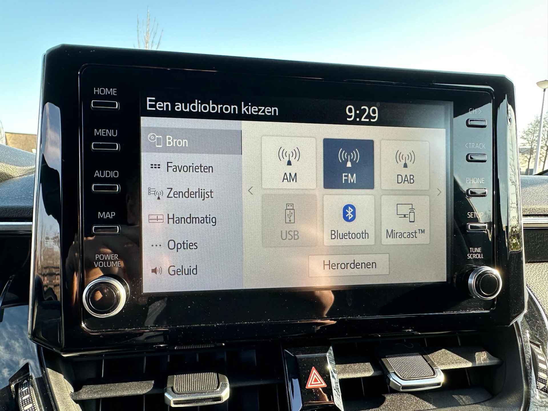 Toyota Corolla Touring Sports 1.8 Hybrid Business | Camera | Apple Carplay | Cruise Control | - 15/31