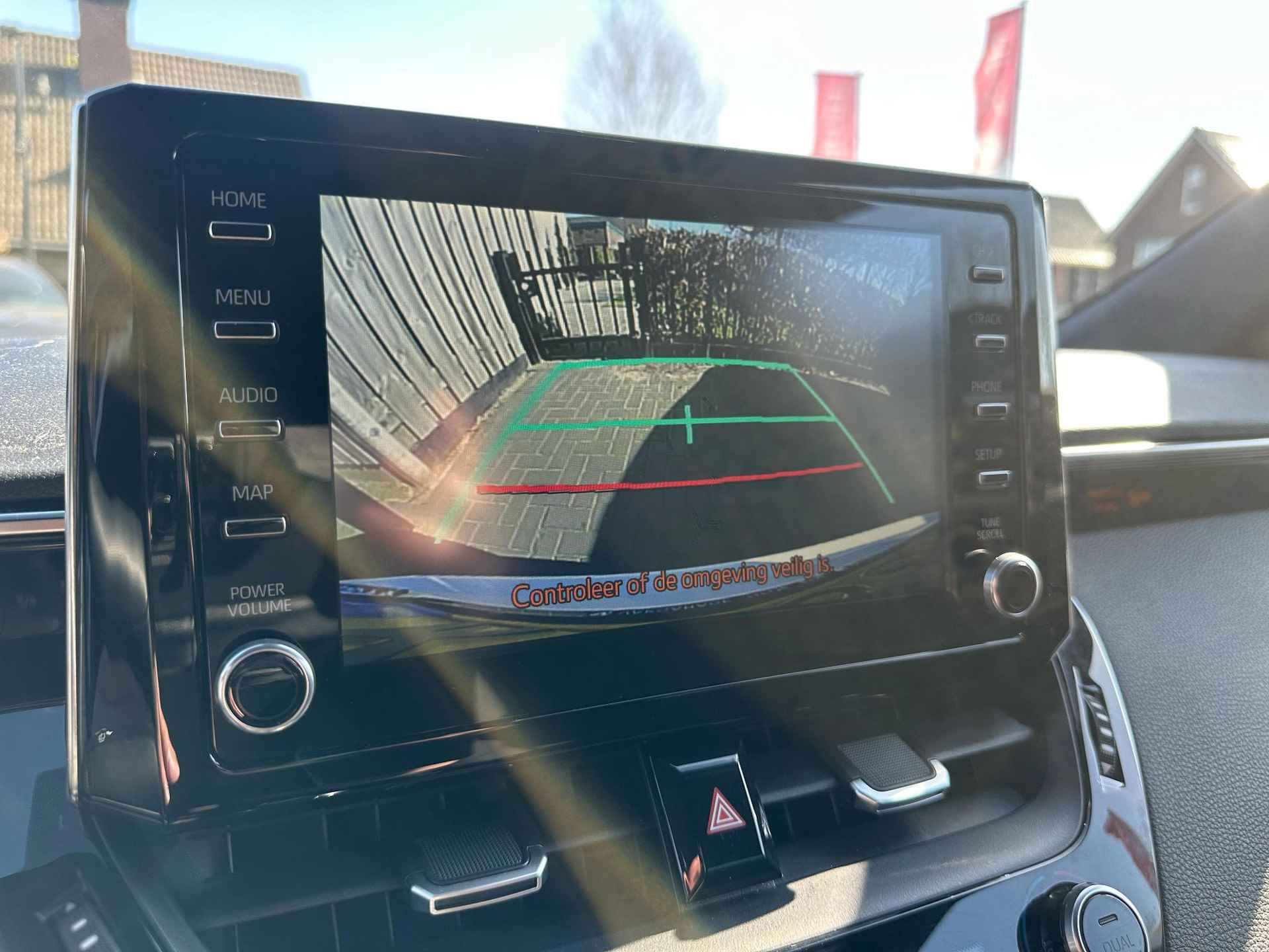 Toyota Corolla Touring Sports 1.8 Hybrid Business | Camera | Apple Carplay | Cruise Control | - 29/31