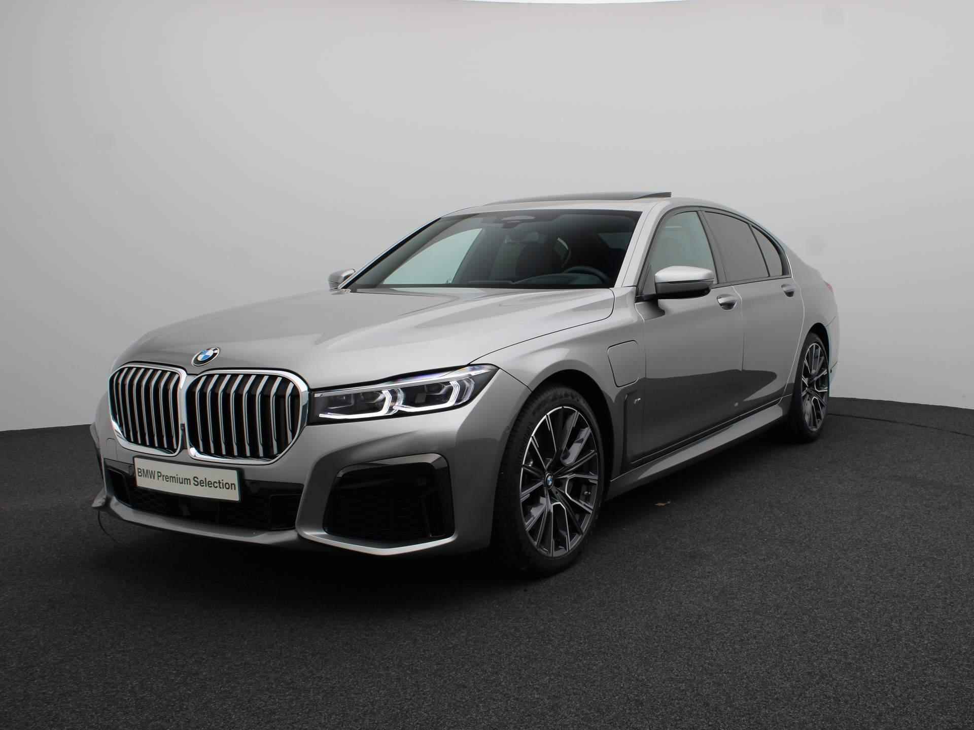 BMW 7 Serie 745e High Executive M Sportpakket | Schuifdak | Head-Up Display | Comfortstoelen | Stoelventilatie |Active Steering | 20" - 27/27