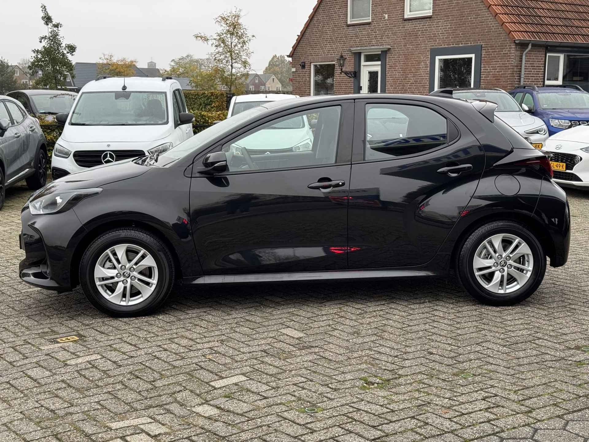 Toyota Yaris 1.5 Hybrid 115 Comfort KLIMA | CARPLAY | BOVAG! - 4/31