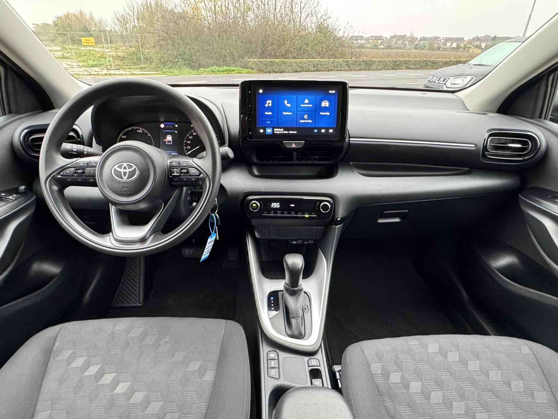 Toyota Yaris 1.5 Hybrid 115 Comfort KLIMA | CARPLAY | BOVAG! - 22/31