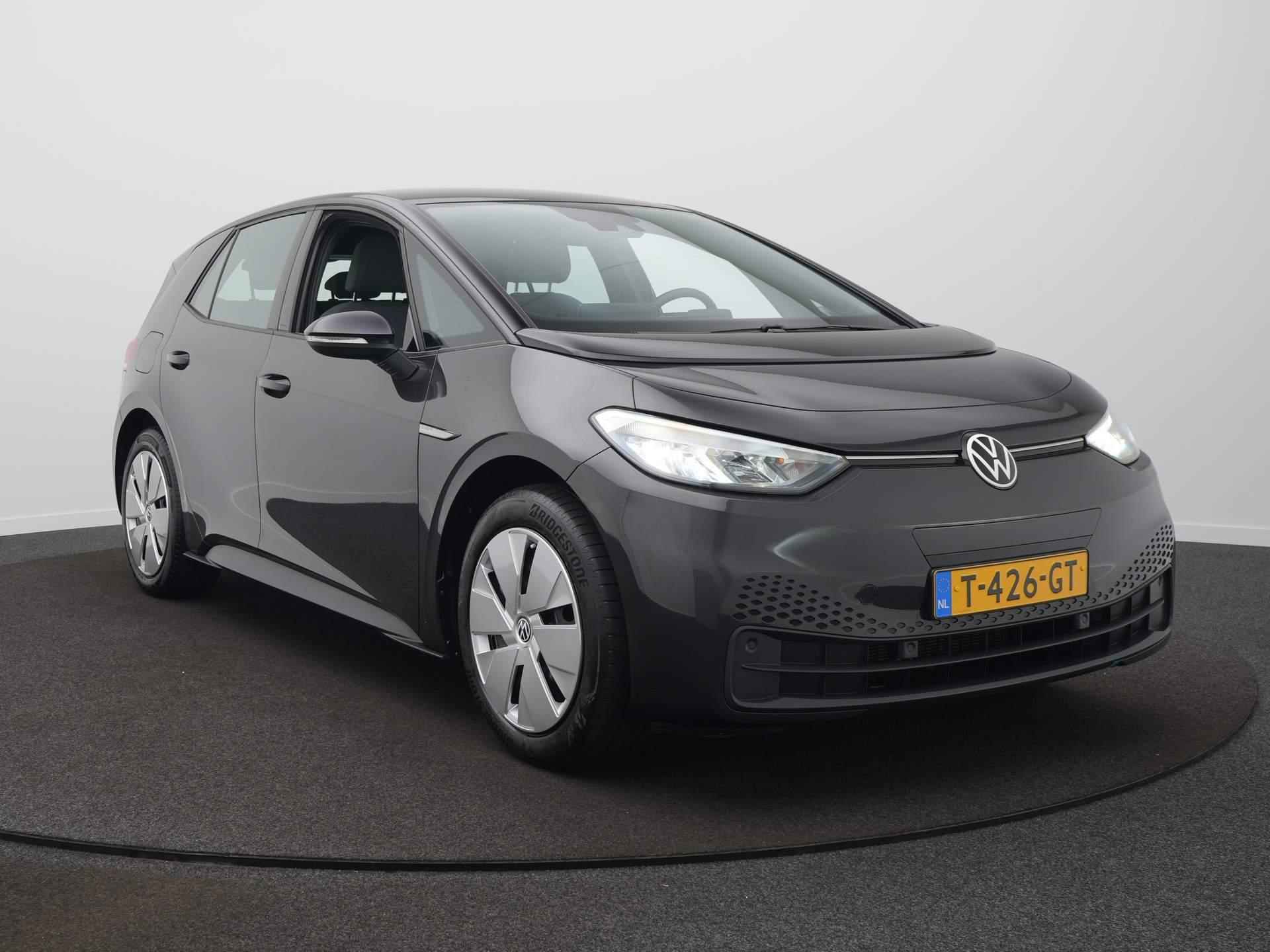 Volkswagen ID.3 Pure 45 kWh Navi / Clima / Adaptive Cruise / Sfeerverlichting / Stoelverwarming / €2.000,- subsidie beschikbaar! - 3/52